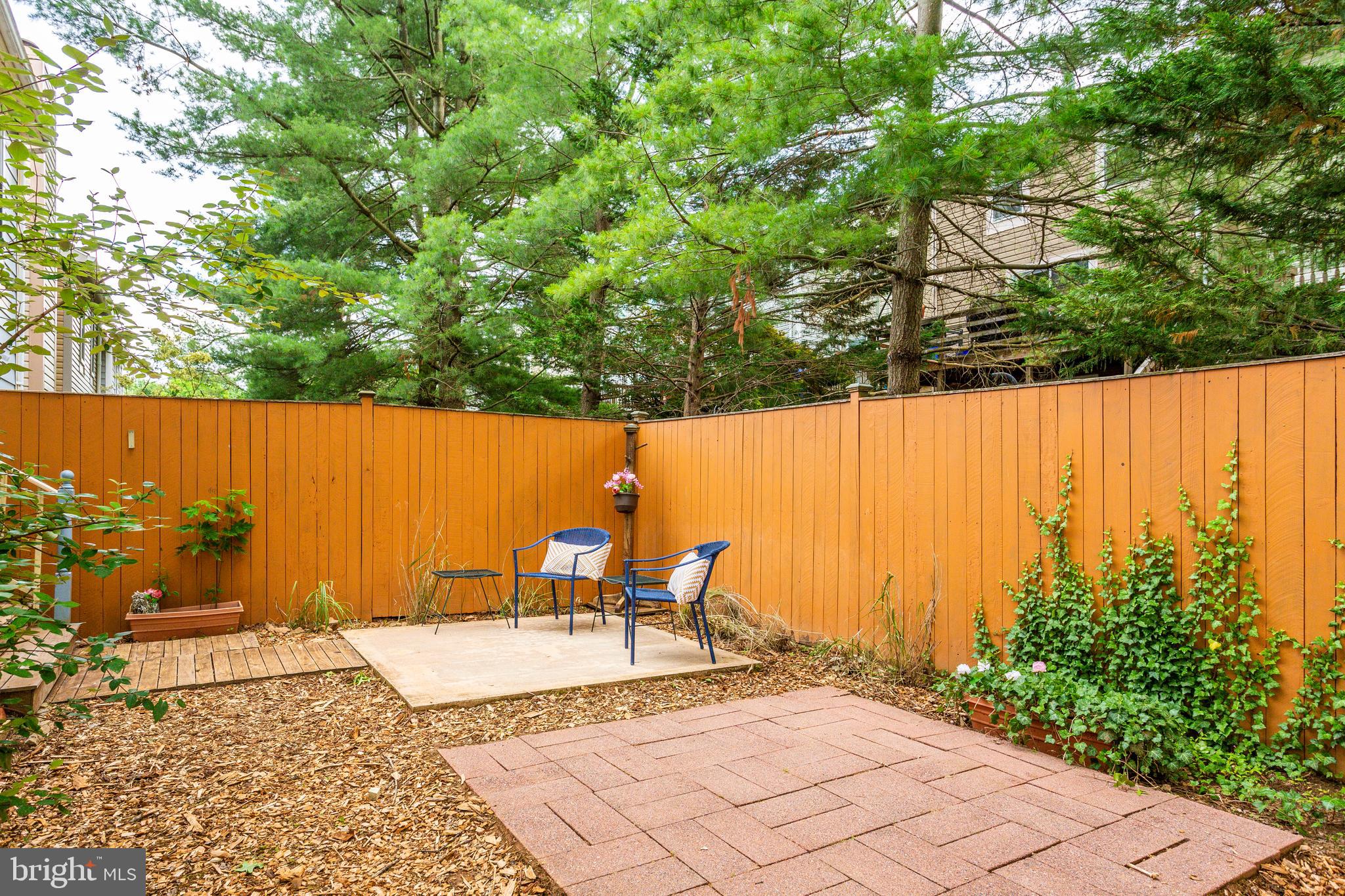 SENECA PARK - Residential