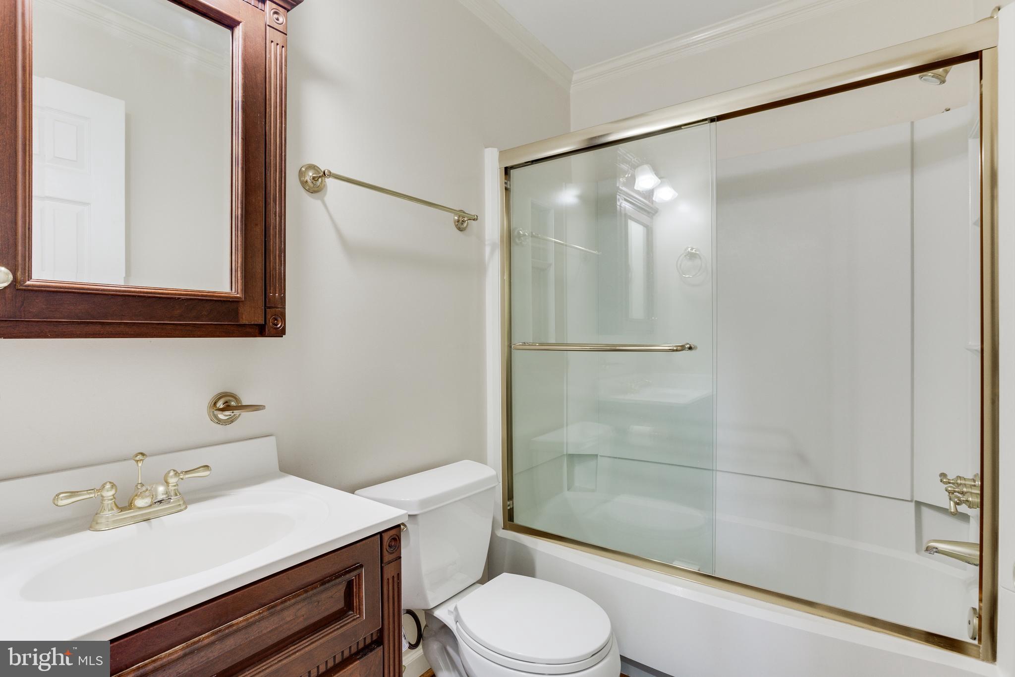 SENECA PARK - Residential