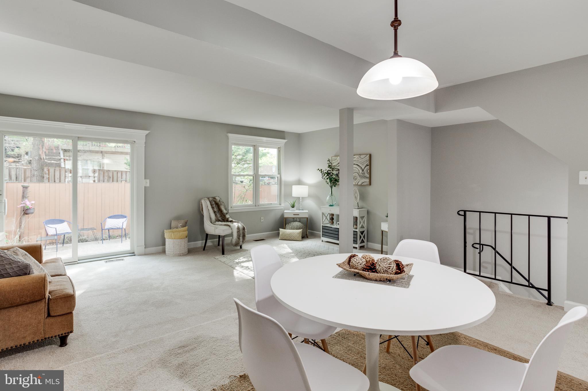 SENECA PARK - Residential