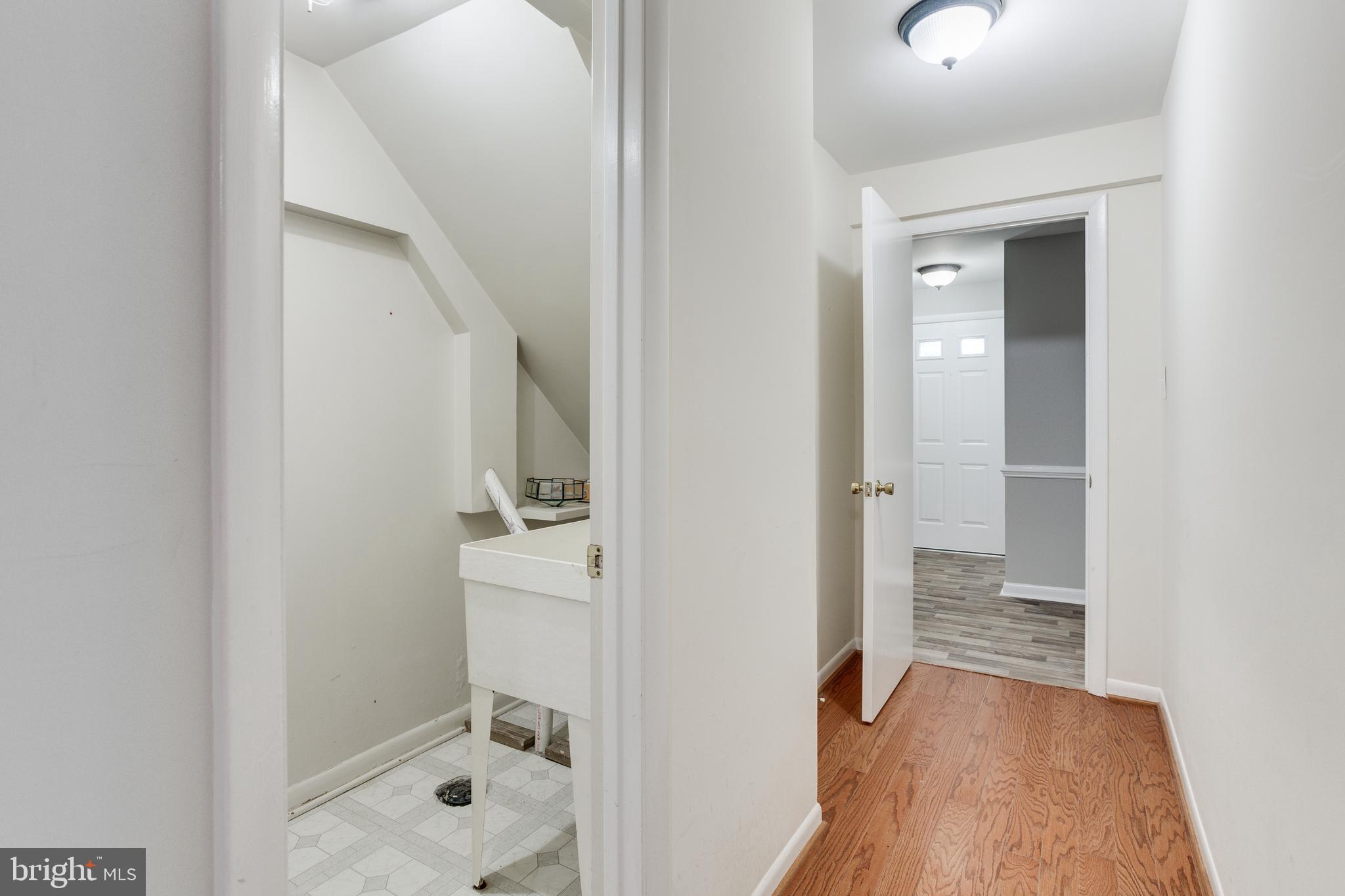 SENECA PARK - Residential