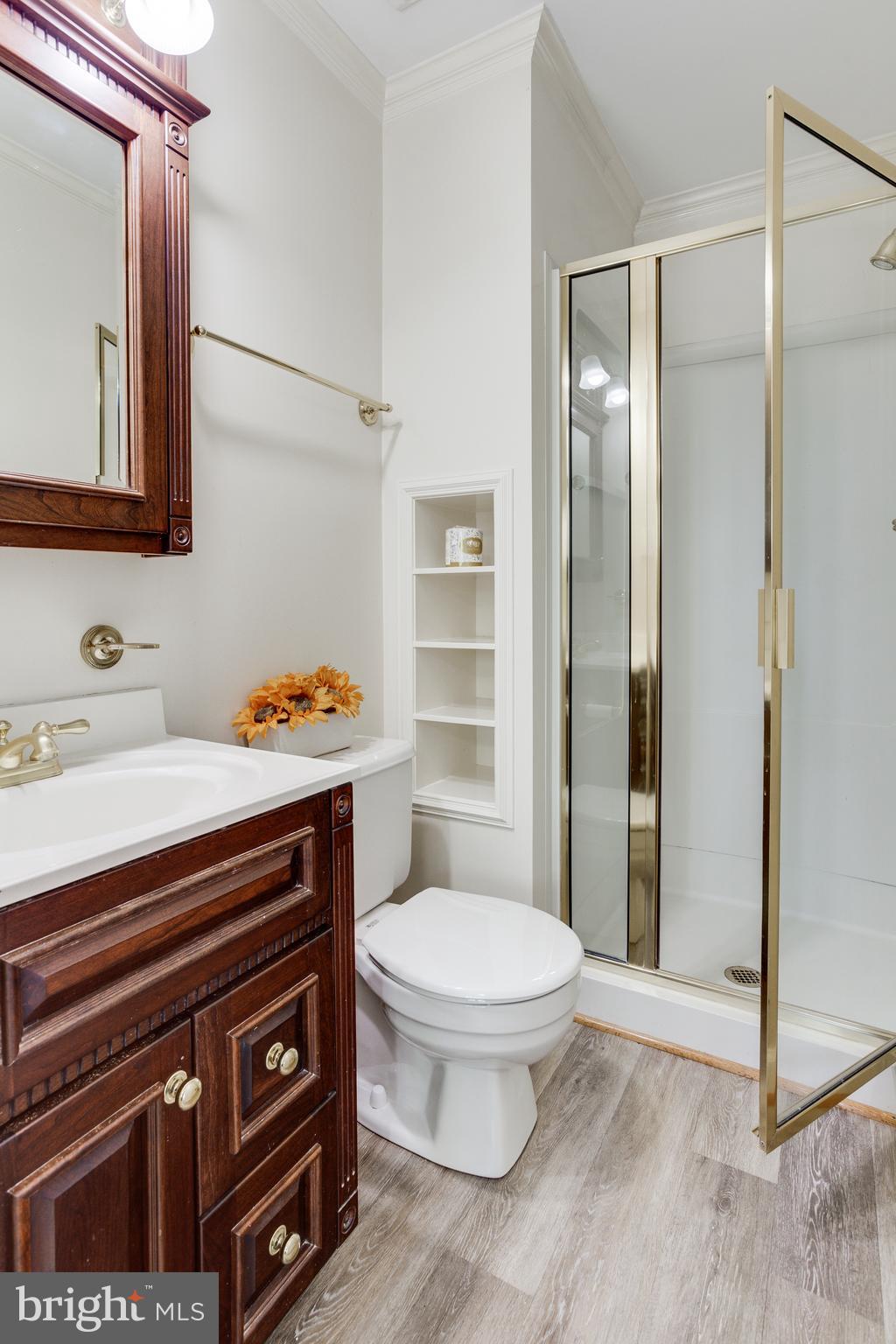 SENECA PARK - Residential