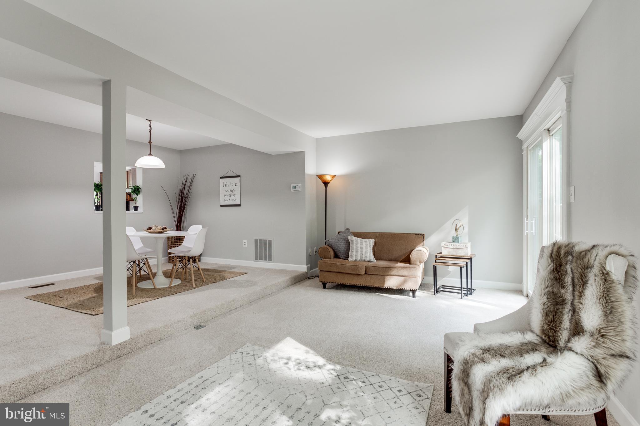 SENECA PARK - Residential