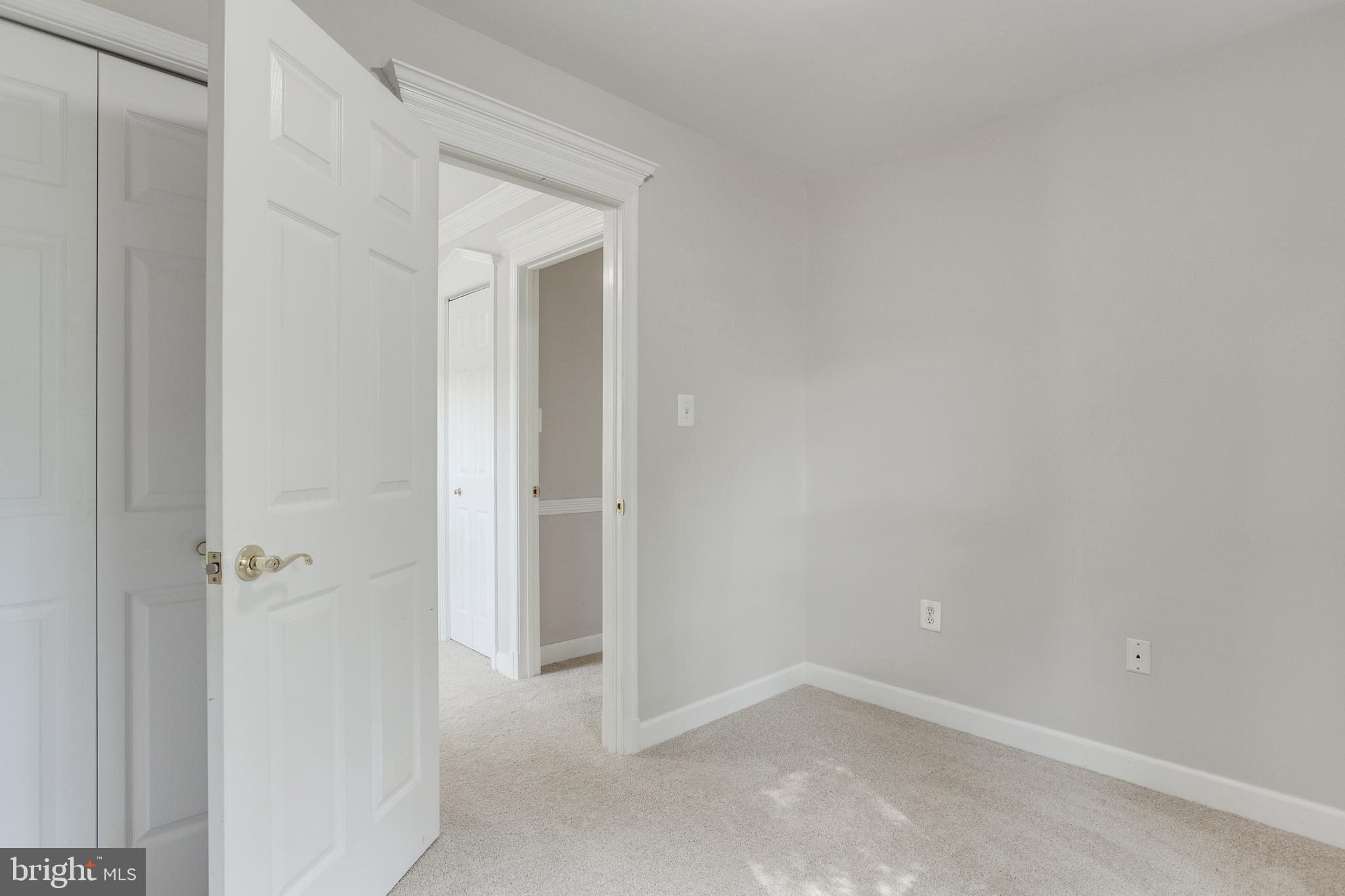 SENECA PARK - Residential