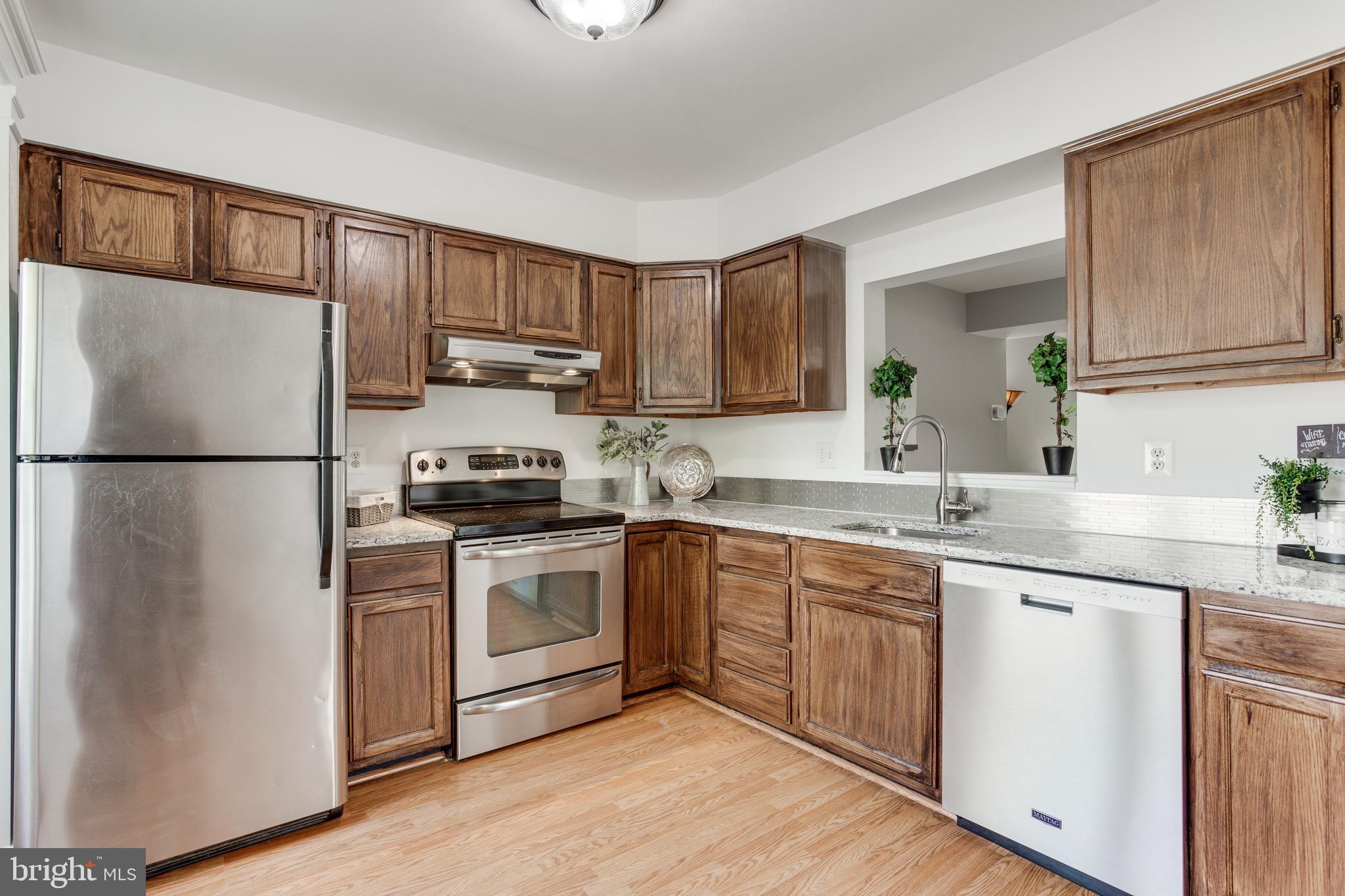 SENECA PARK - Residential