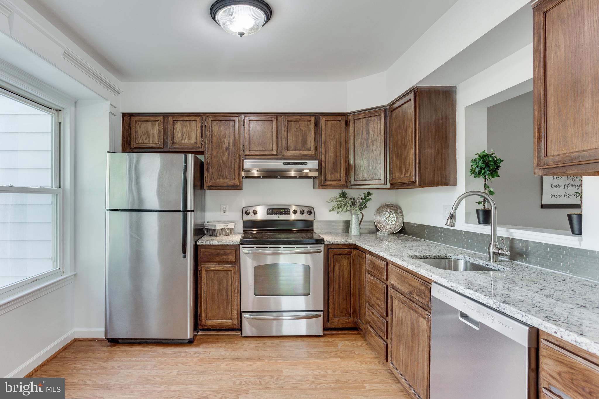 SENECA PARK - Residential