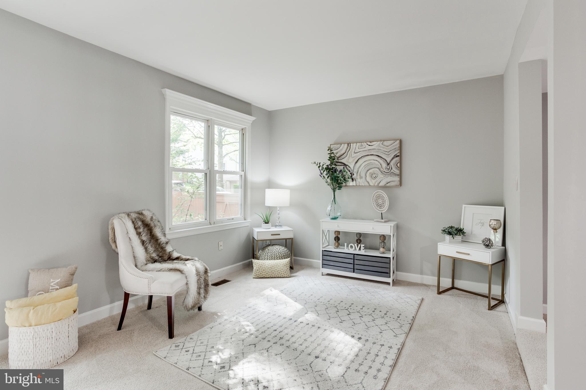 SENECA PARK - Residential