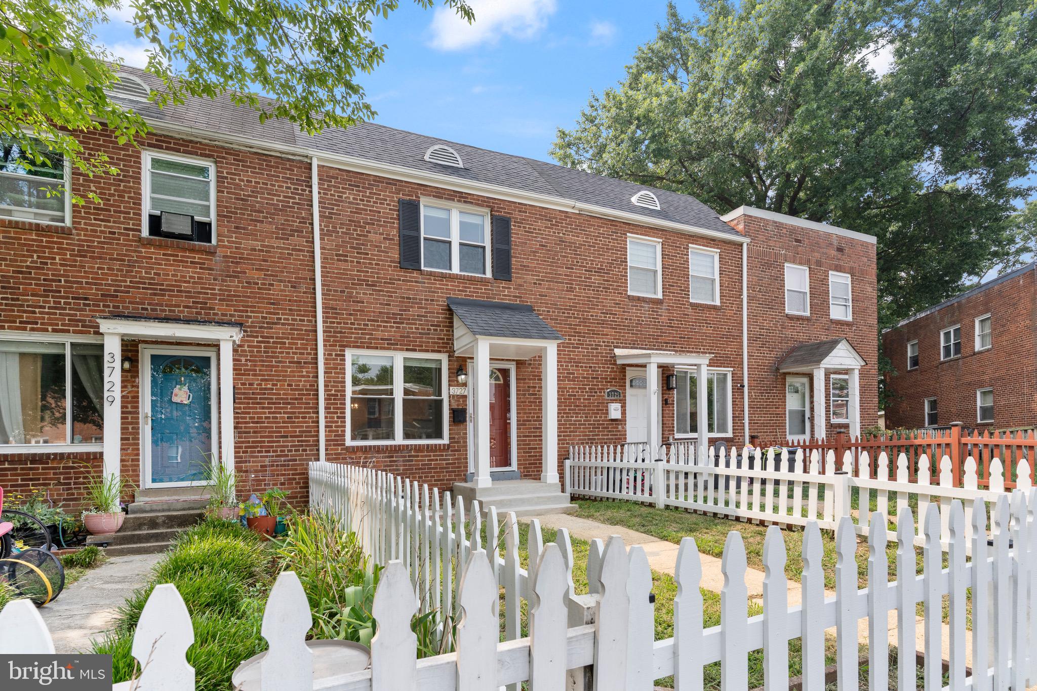 3727 MARK DRIVE