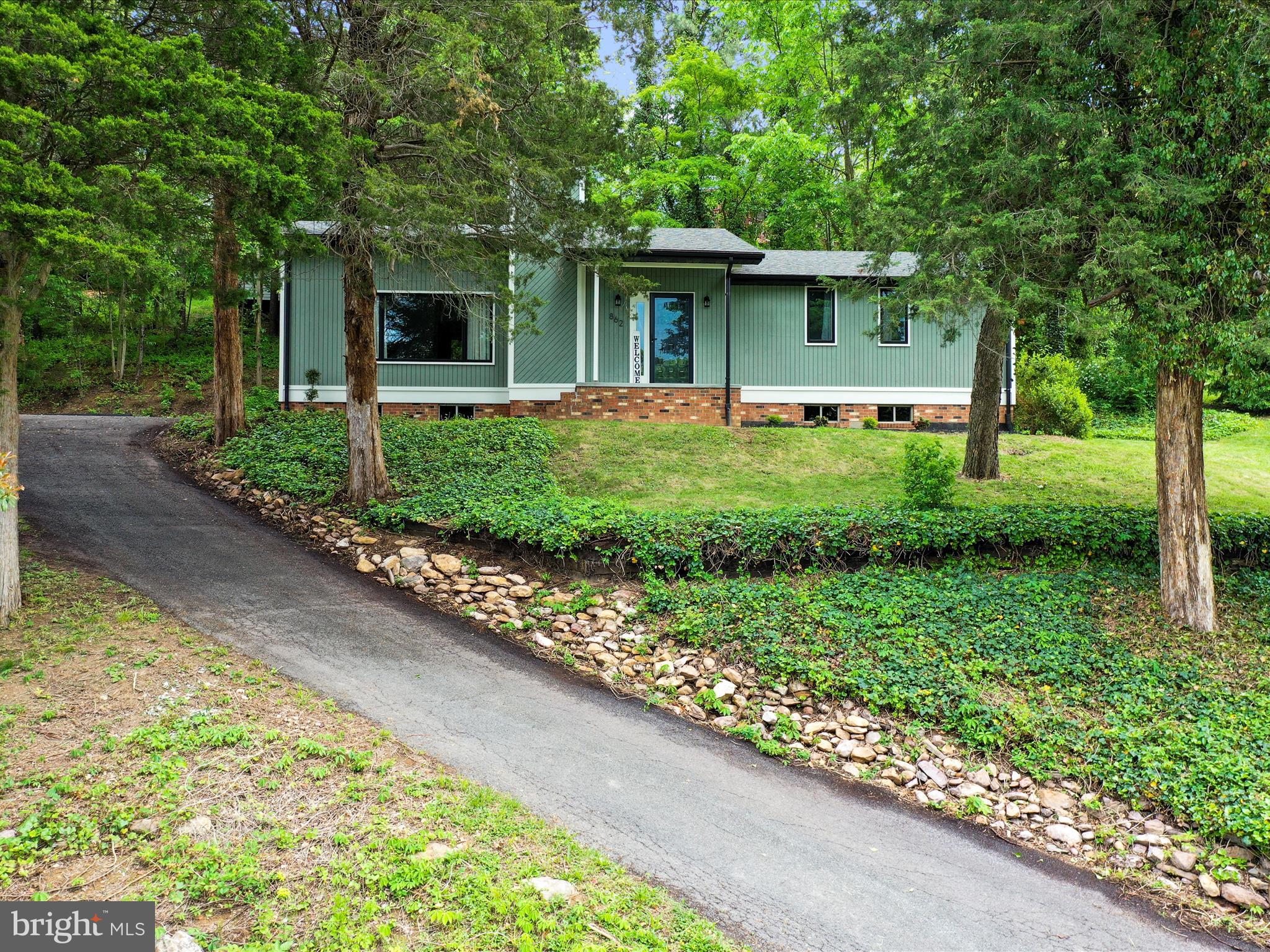 MADISON HEIGHTS - Residential