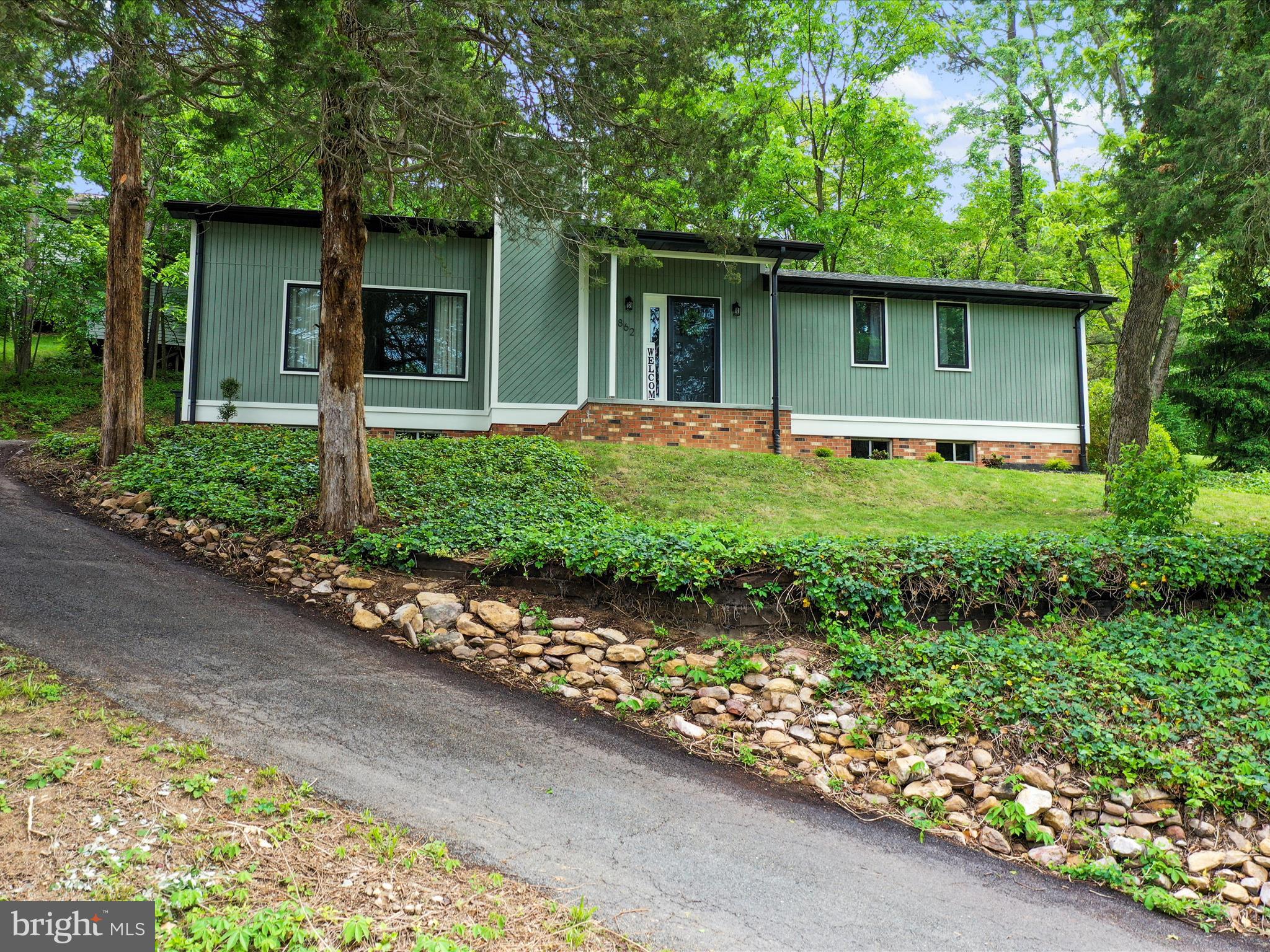 MADISON HEIGHTS - Residential