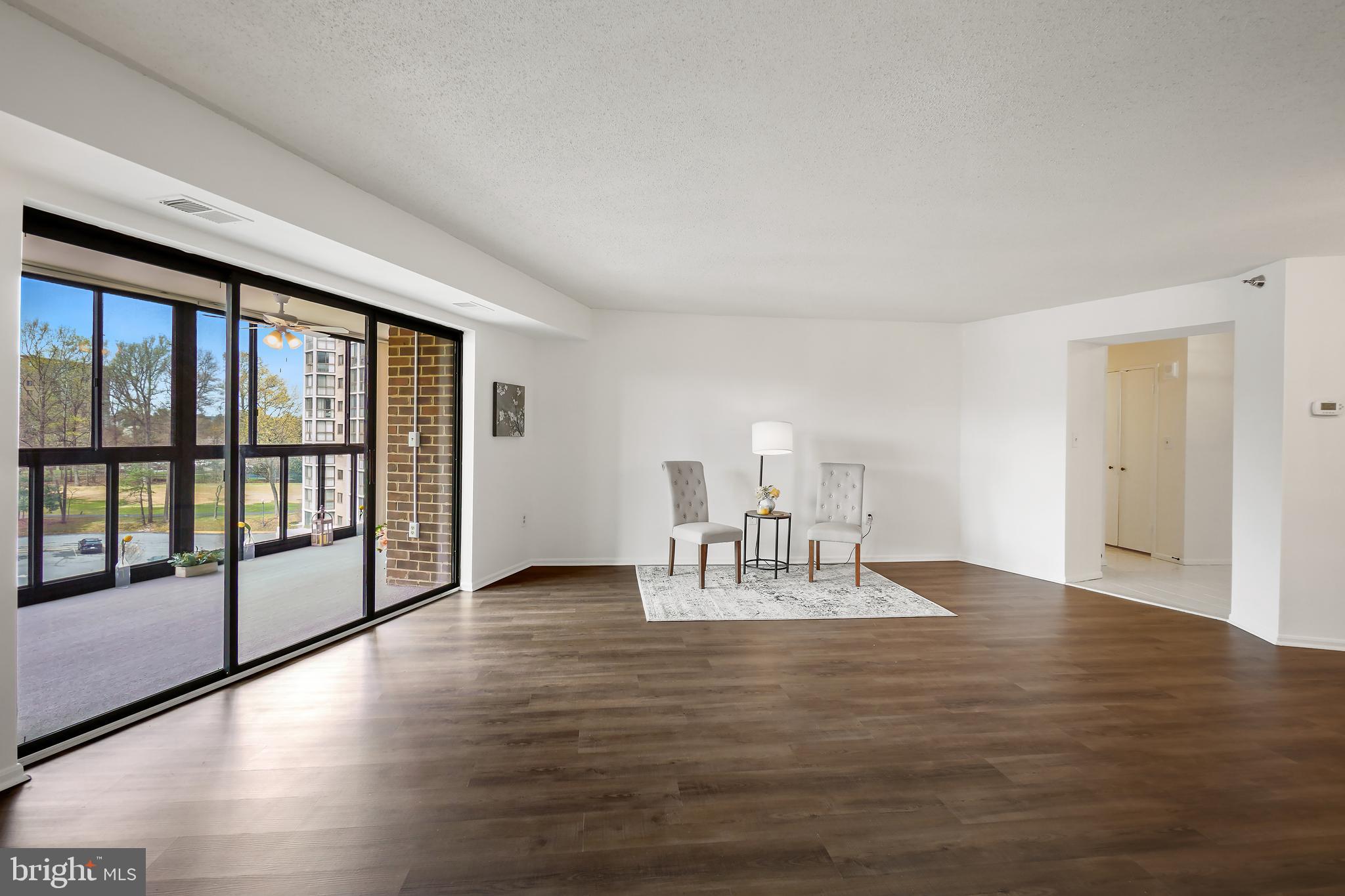 GREENS AT LEISURE WORLD - Residential