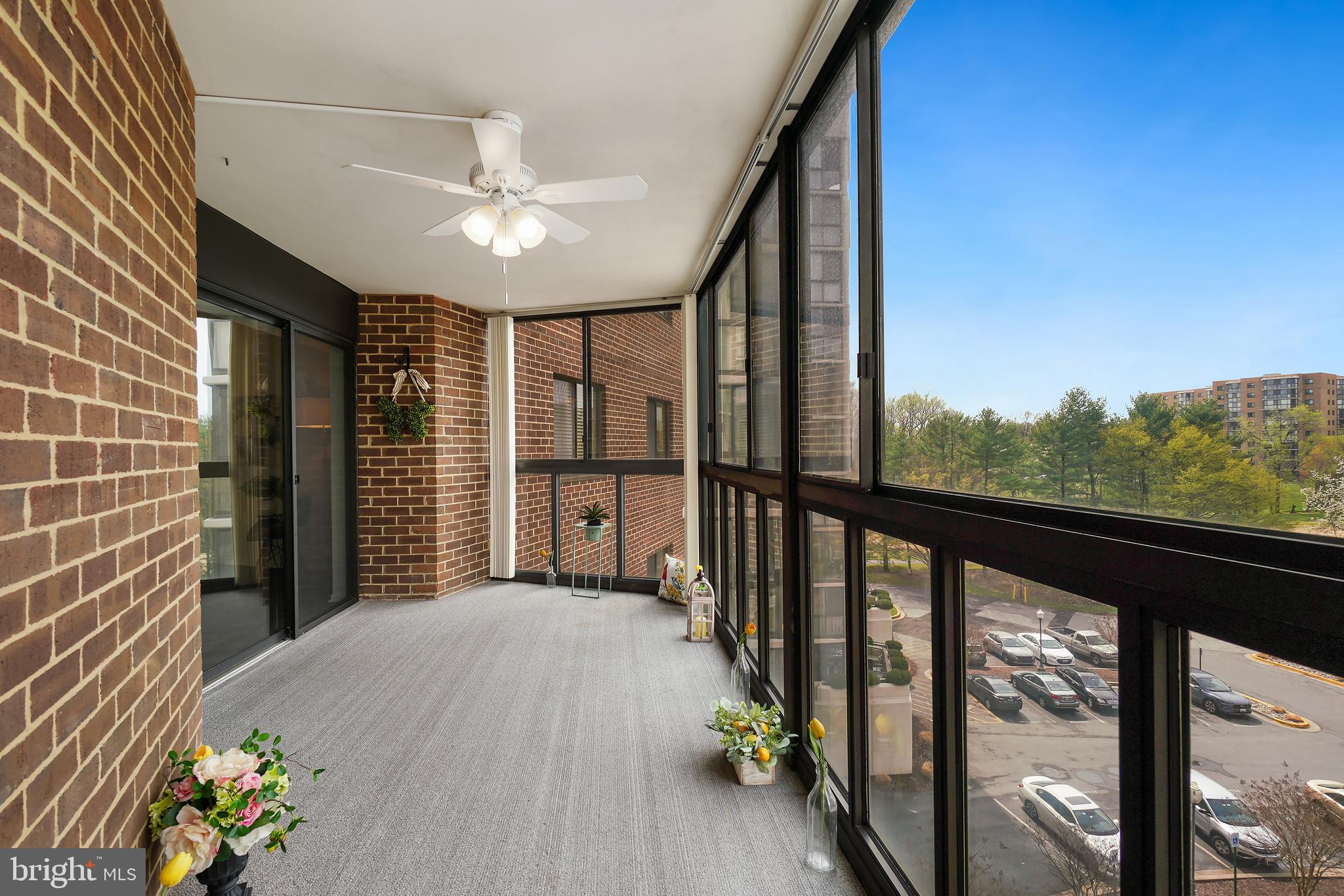 GREENS AT LEISURE WORLD - Residential