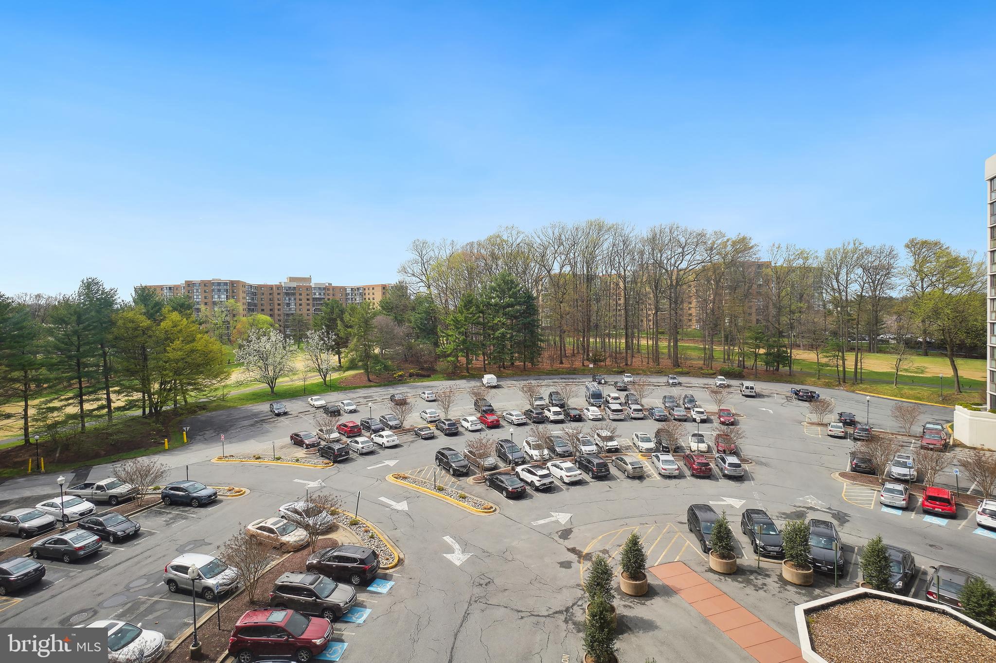 GREENS AT LEISURE WORLD - Residential