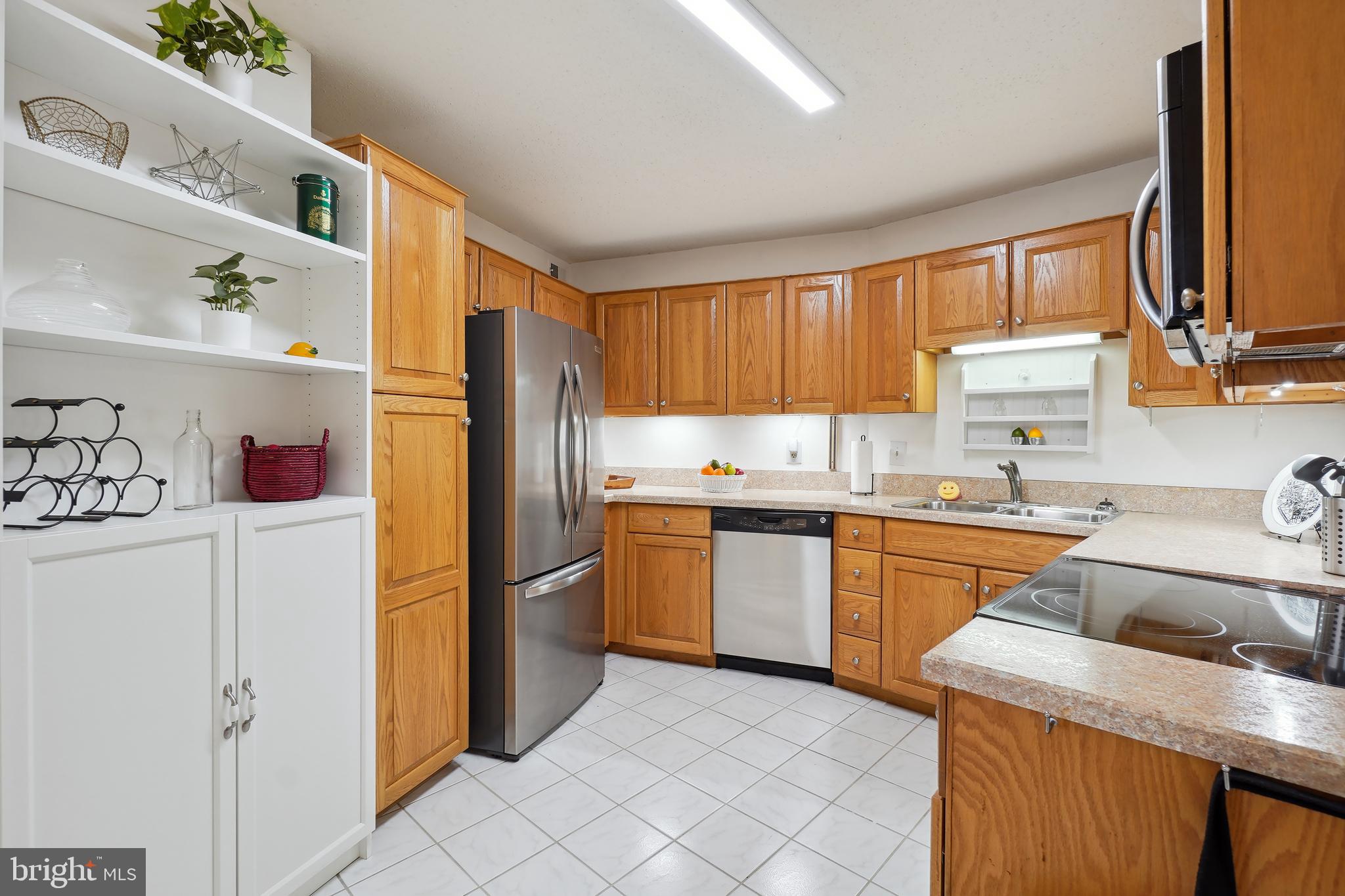 GREENS AT LEISURE WORLD - Residential