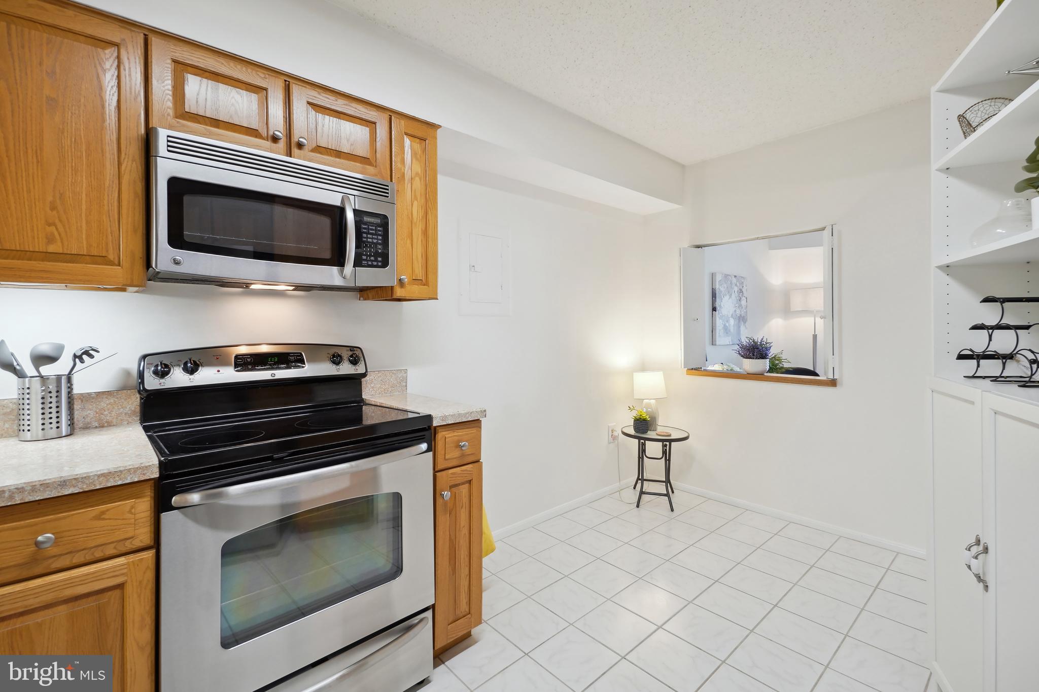 GREENS AT LEISURE WORLD - Residential