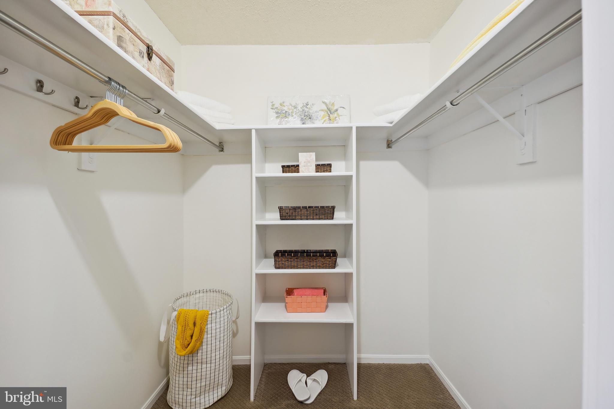 GREENS AT LEISURE WORLD - Residential