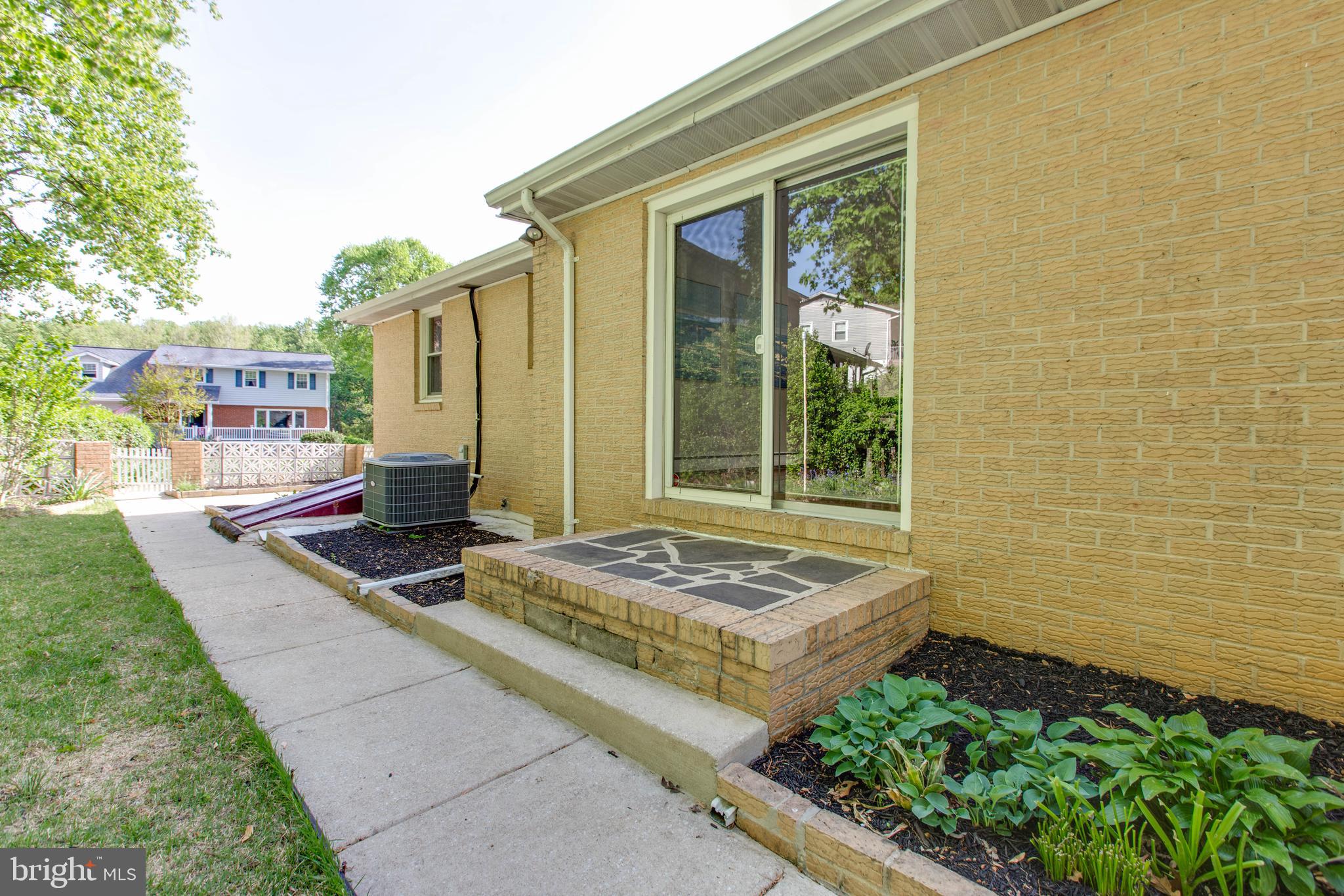 MICHAELTON MANOR - Residential