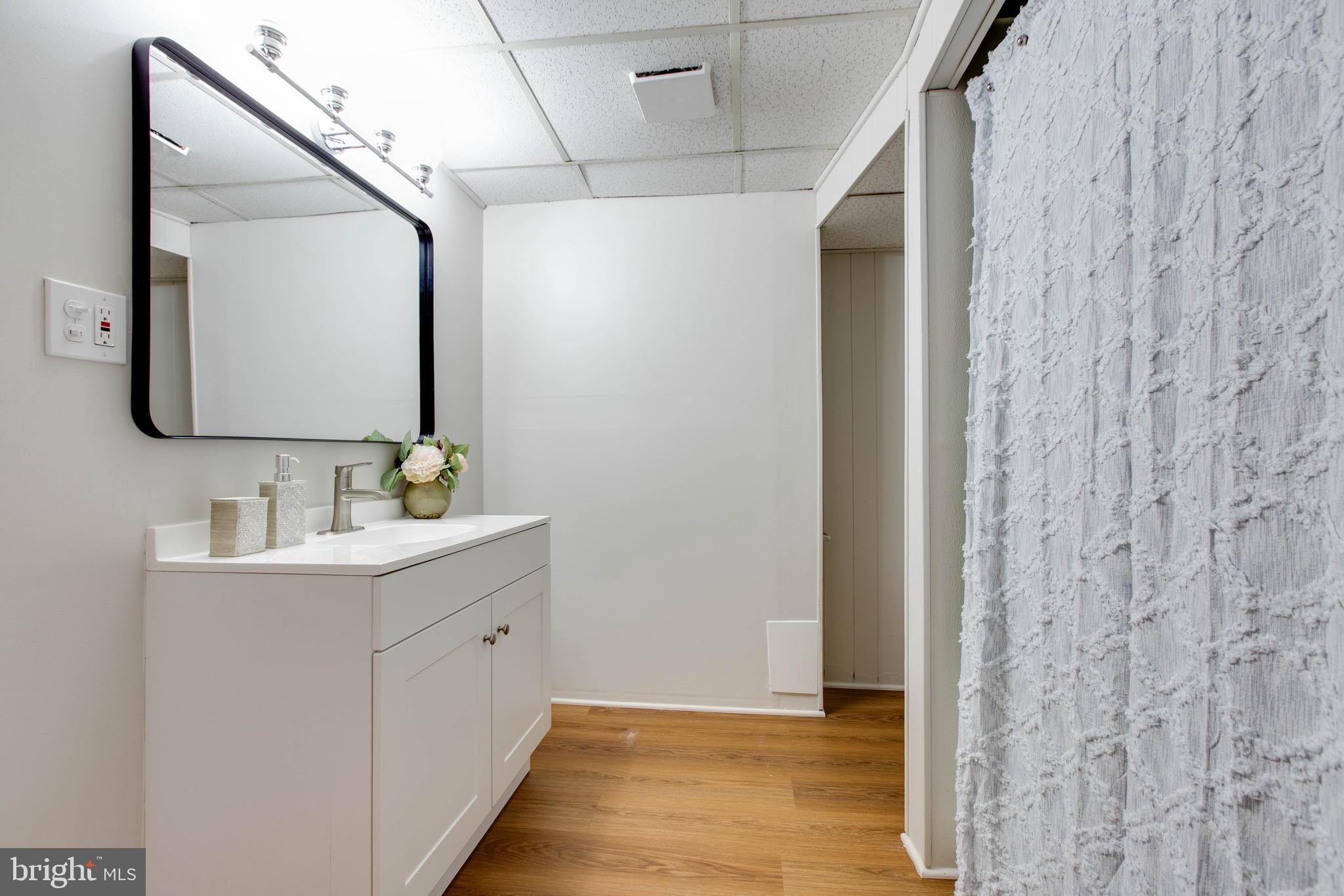 MICHAELTON MANOR - Residential