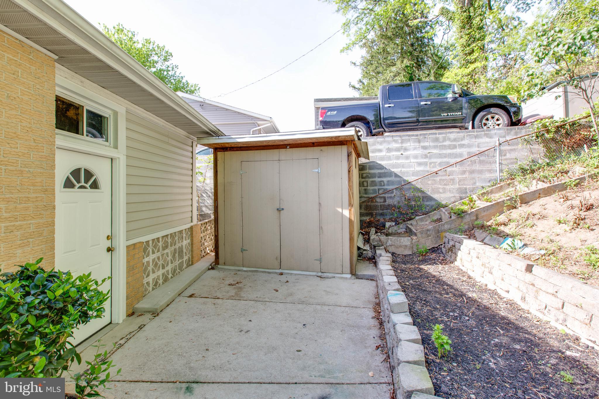 MICHAELTON MANOR - Residential