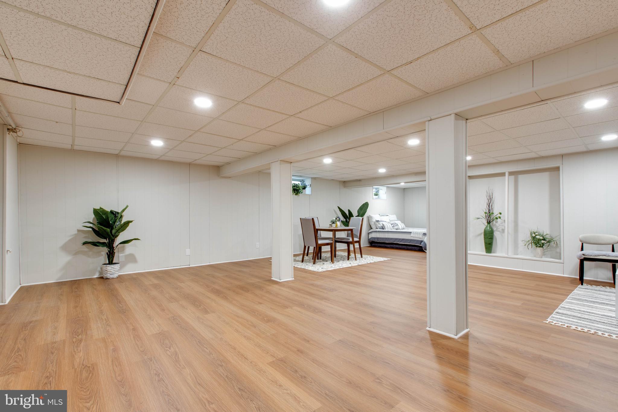 MICHAELTON MANOR - Residential