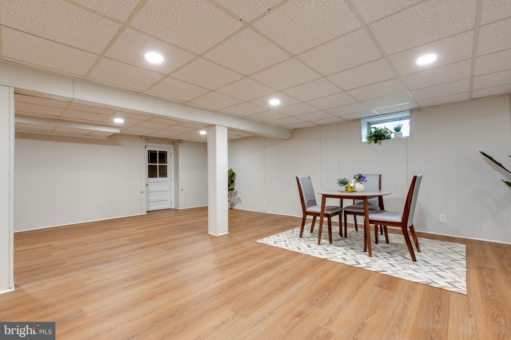 MICHAELTON MANOR - Residential