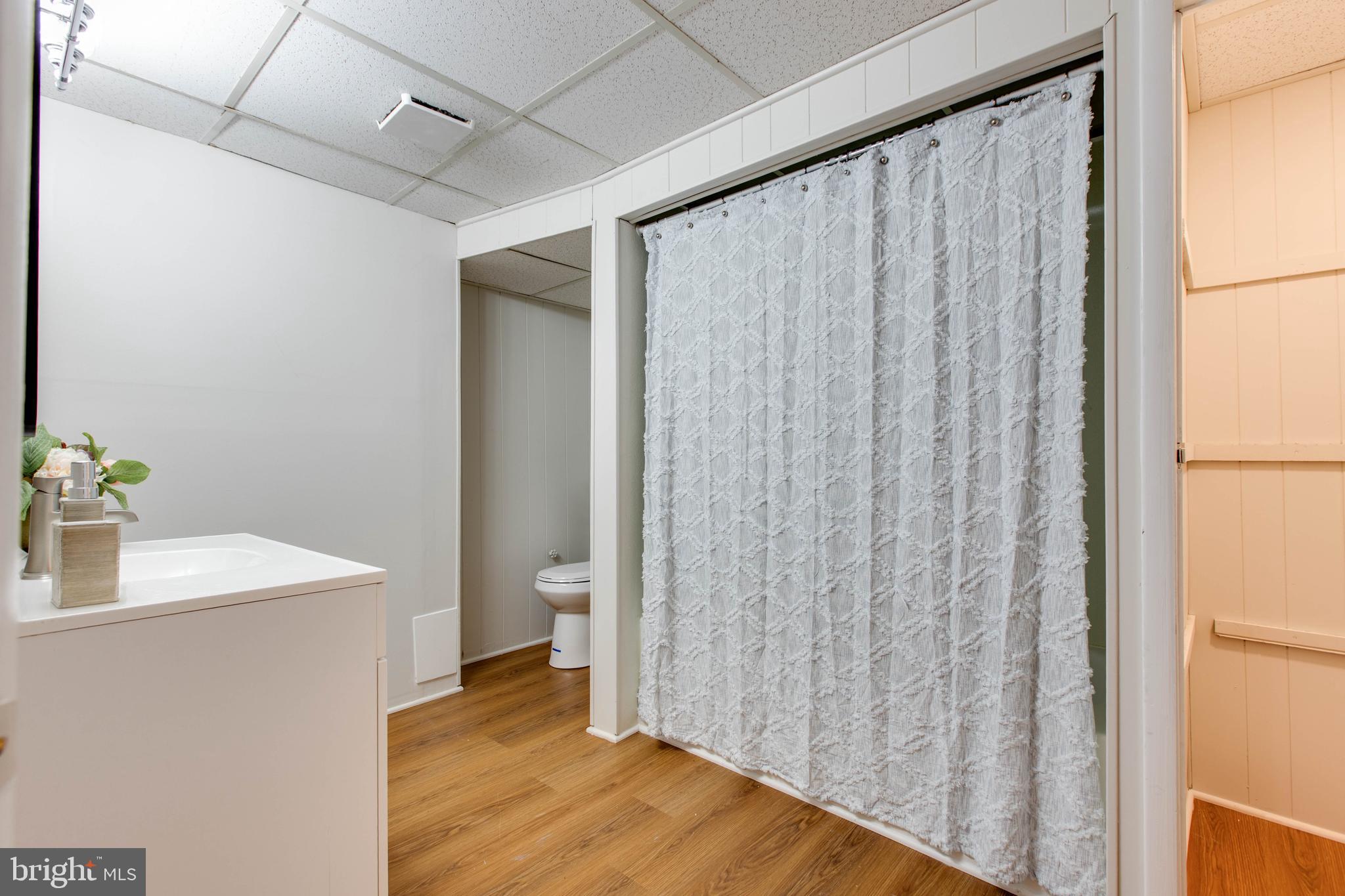 MICHAELTON MANOR - Residential