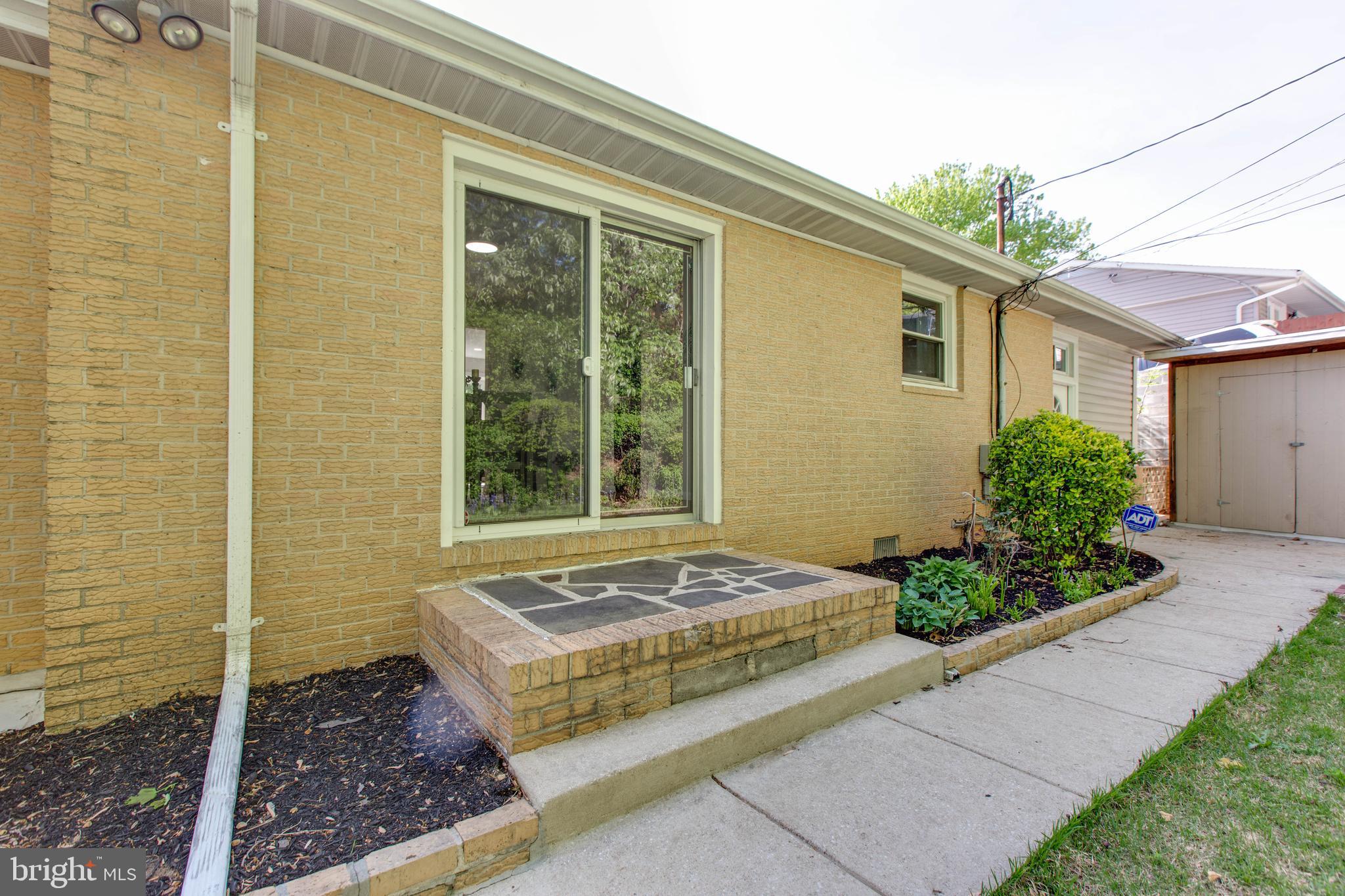 MICHAELTON MANOR - Residential