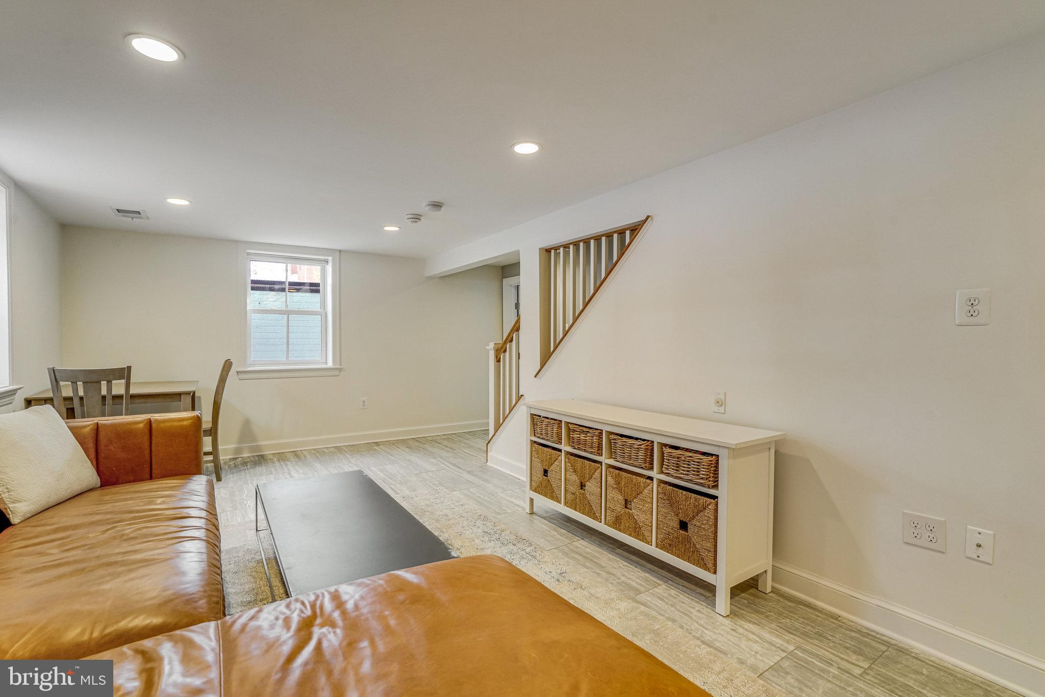 BROCKWOOD - Residential