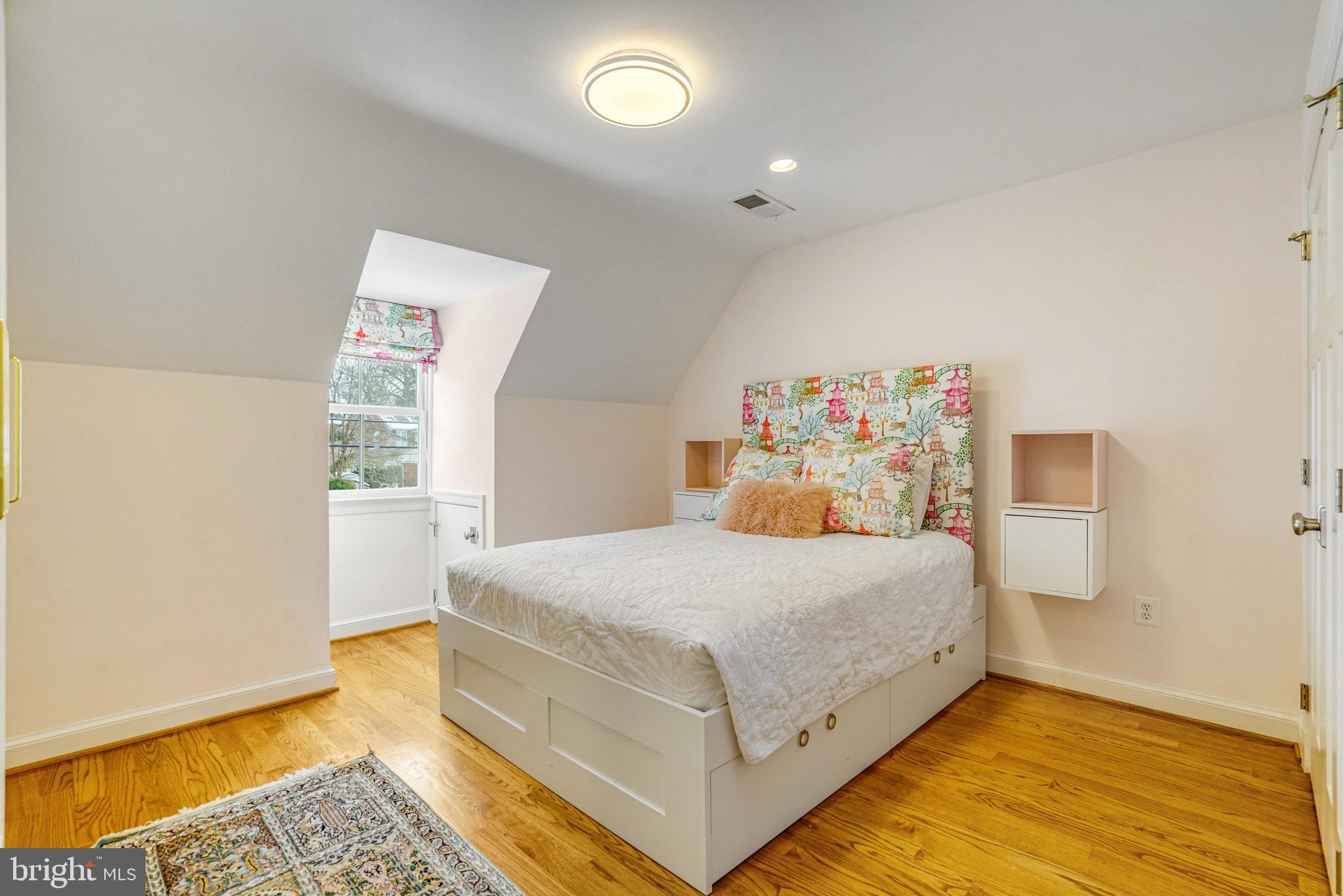 BROCKWOOD - Residential