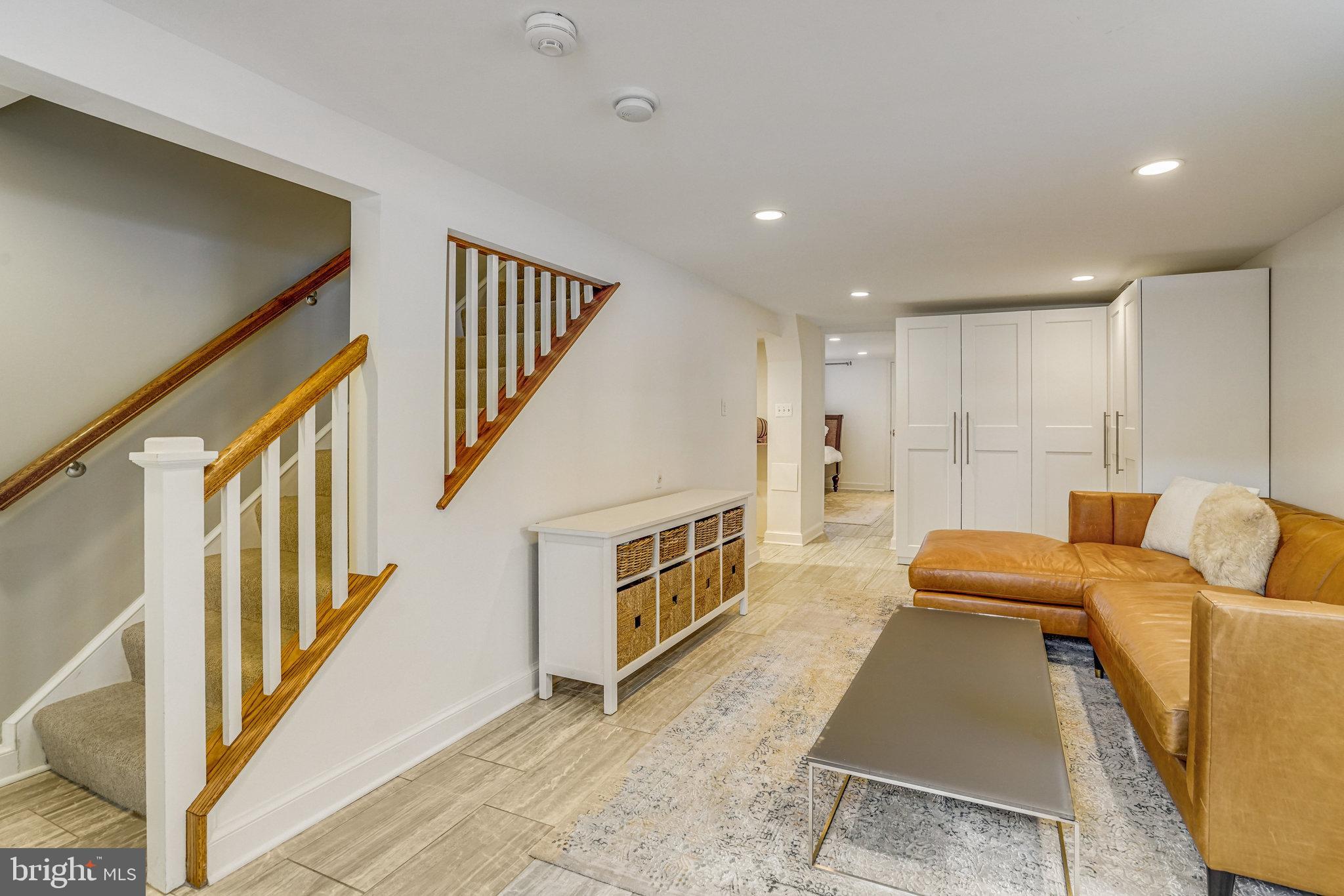 BROCKWOOD - Residential