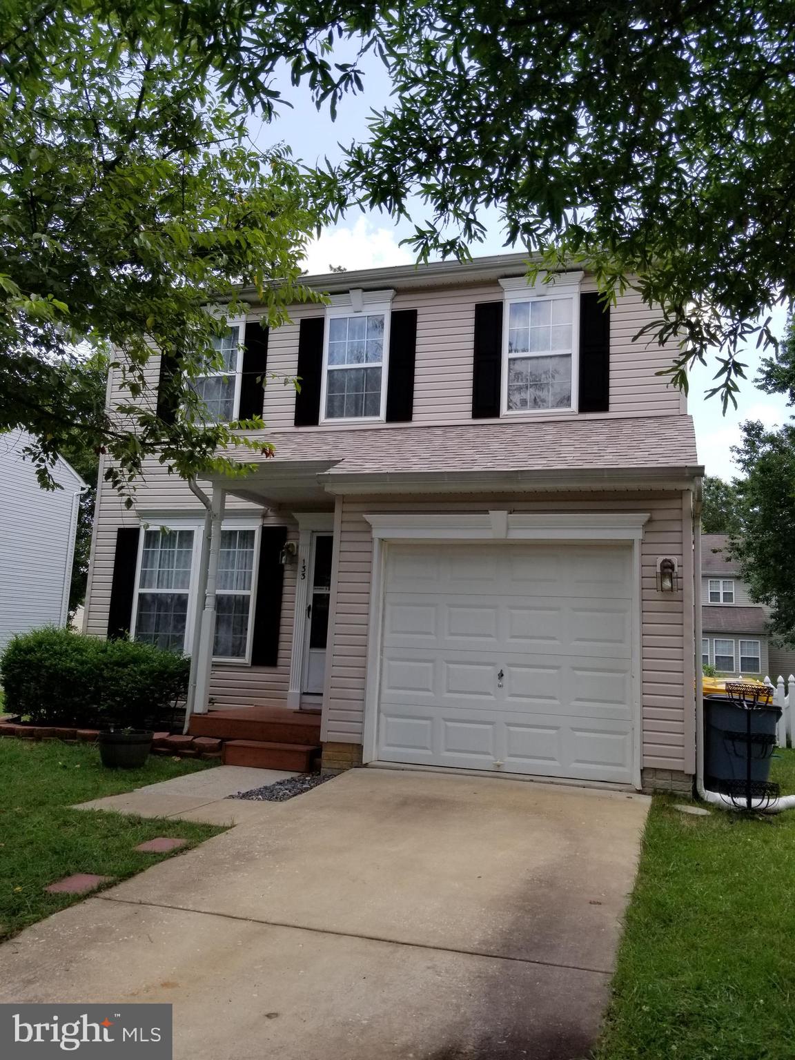 GRANDE VIEW PARK - Residential Lease