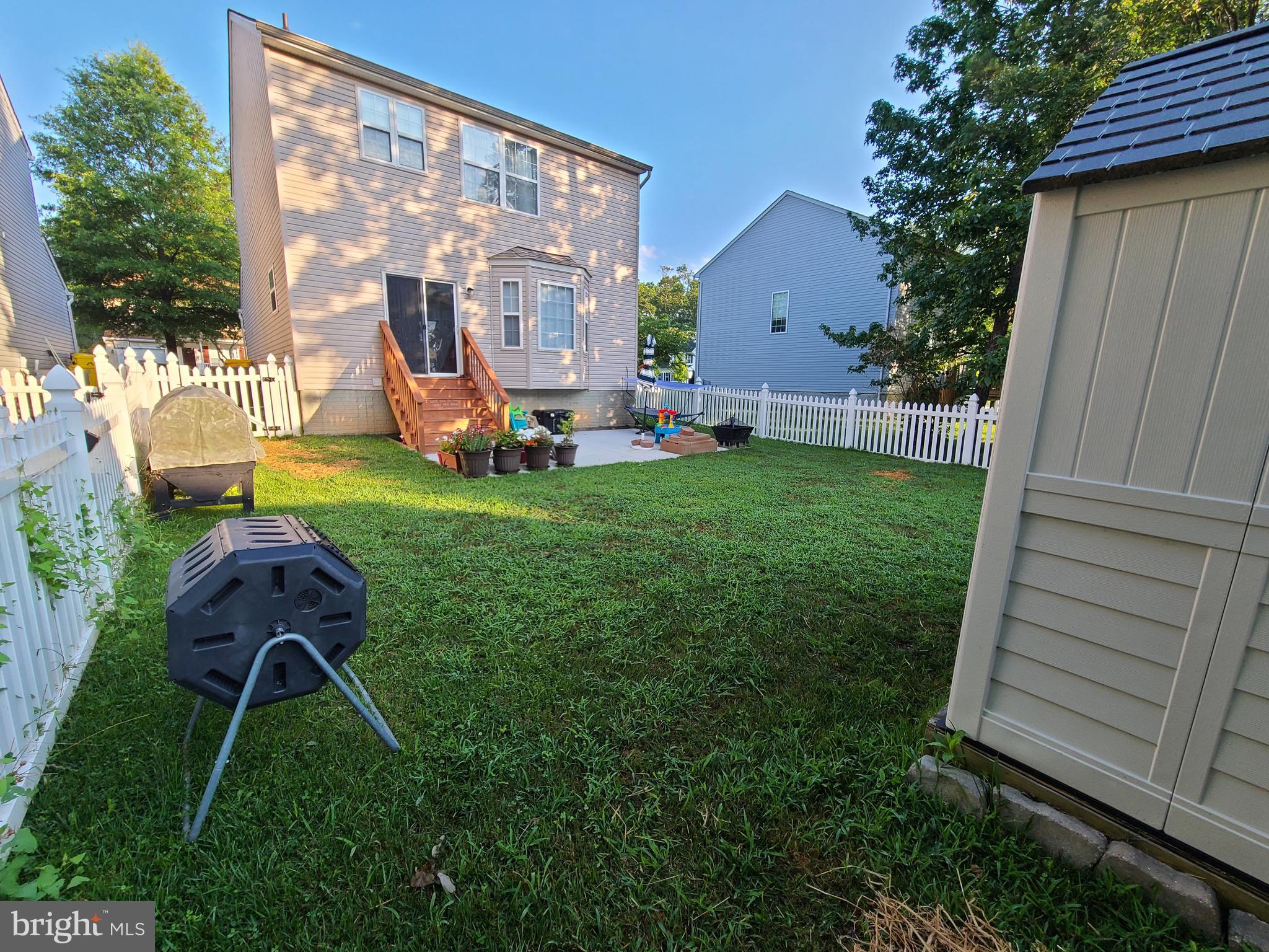 GRANDE VIEW PARK - Residential Lease