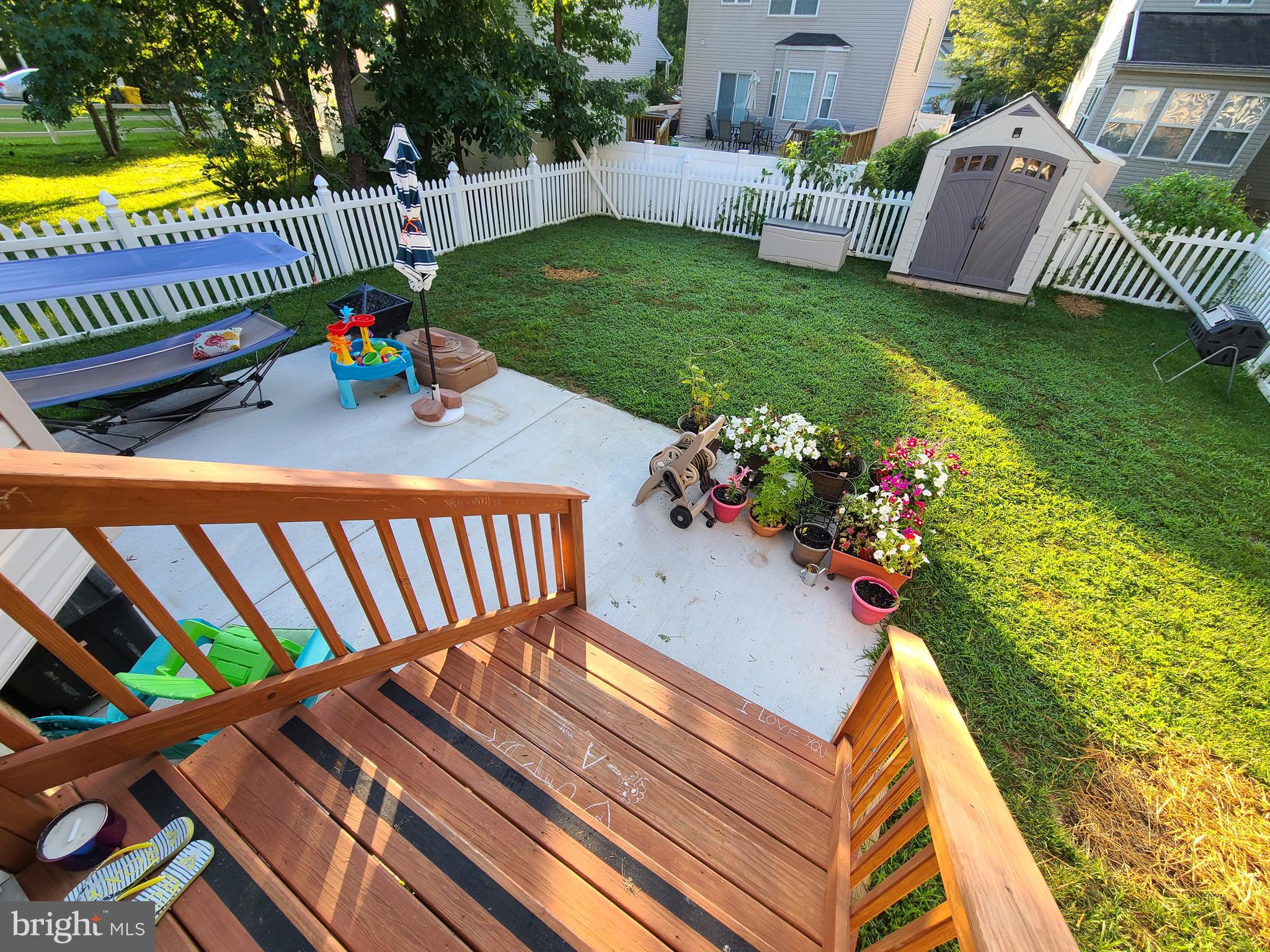 GRANDE VIEW PARK - Residential Lease