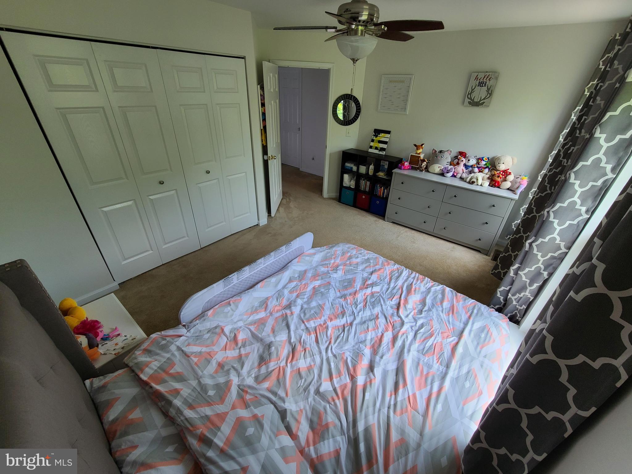 GRANDE VIEW PARK - Residential Lease