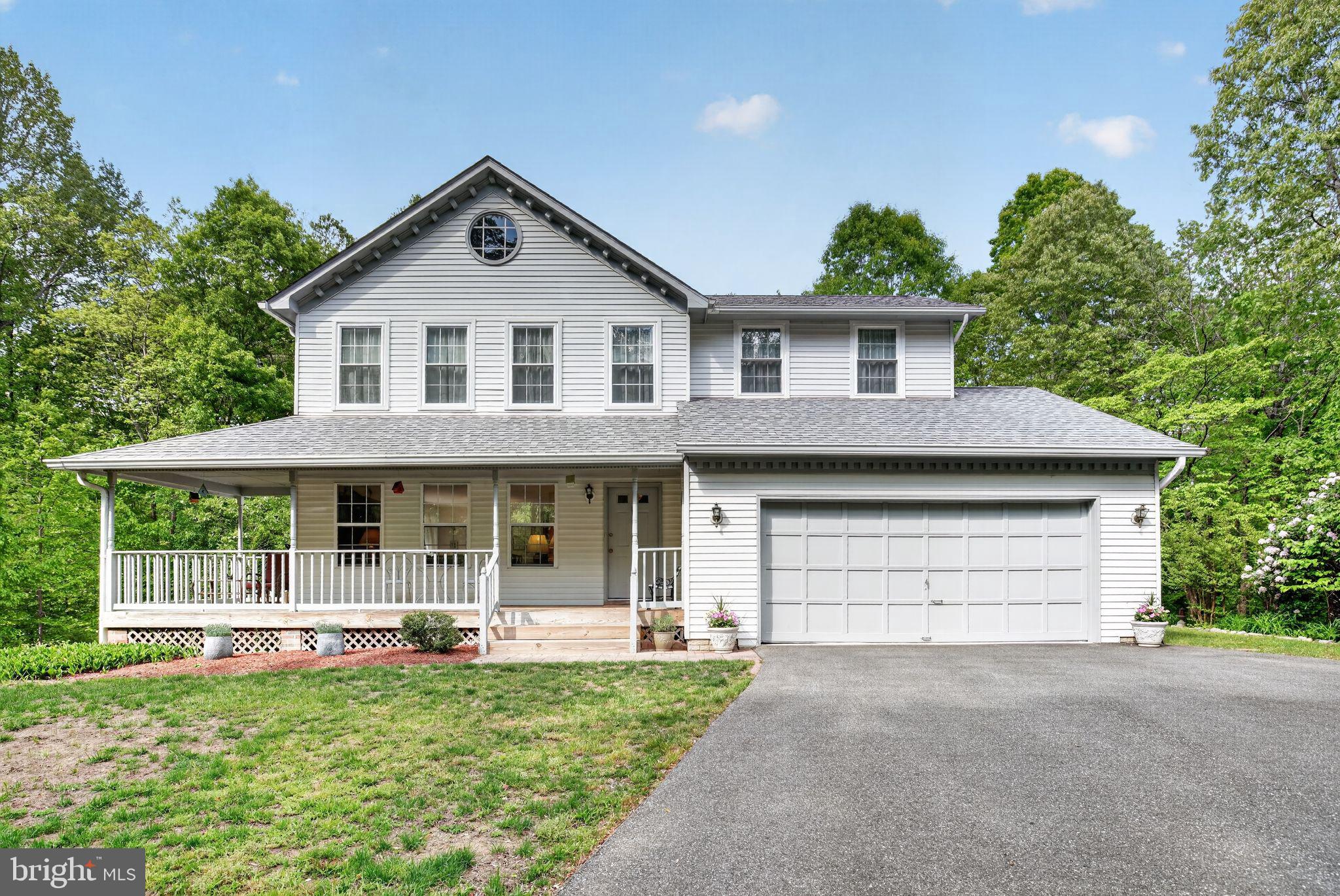LAKE RIDGE - Residential
