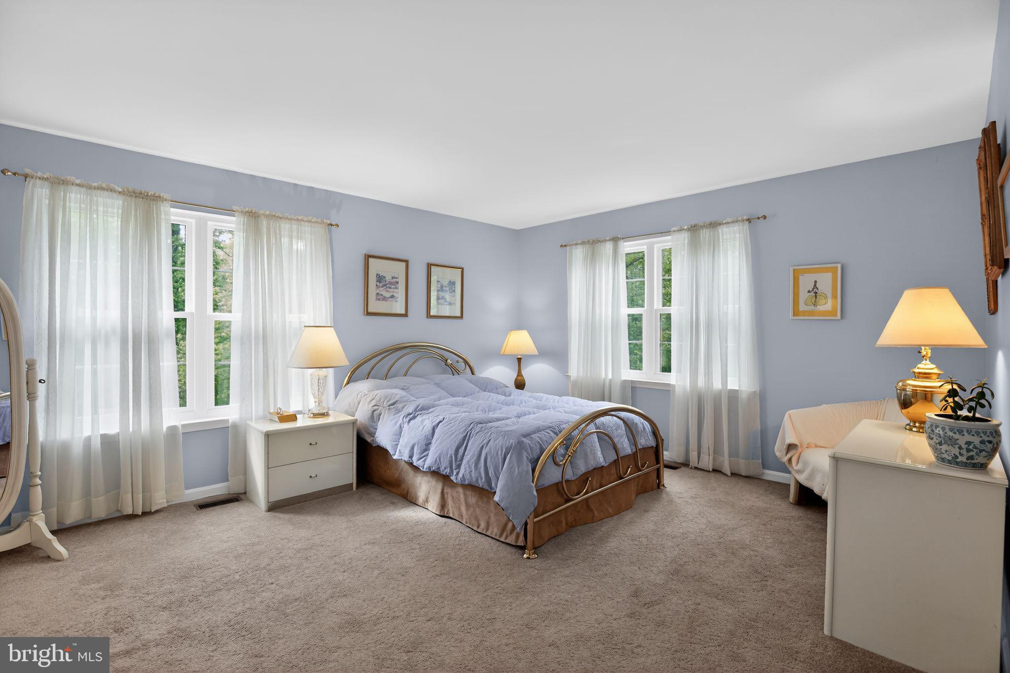 LAKE RIDGE - Residential
