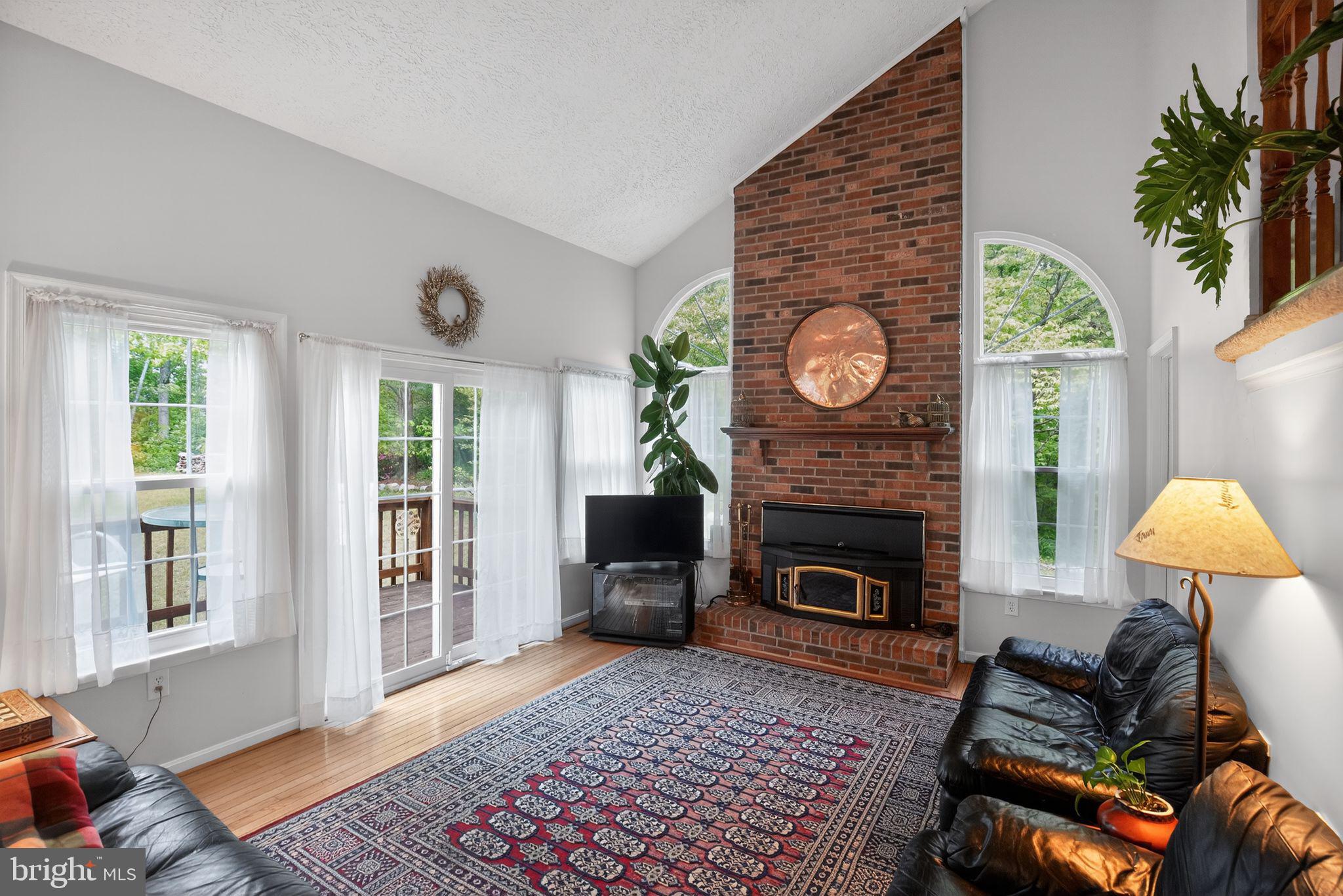 LAKE RIDGE - Residential