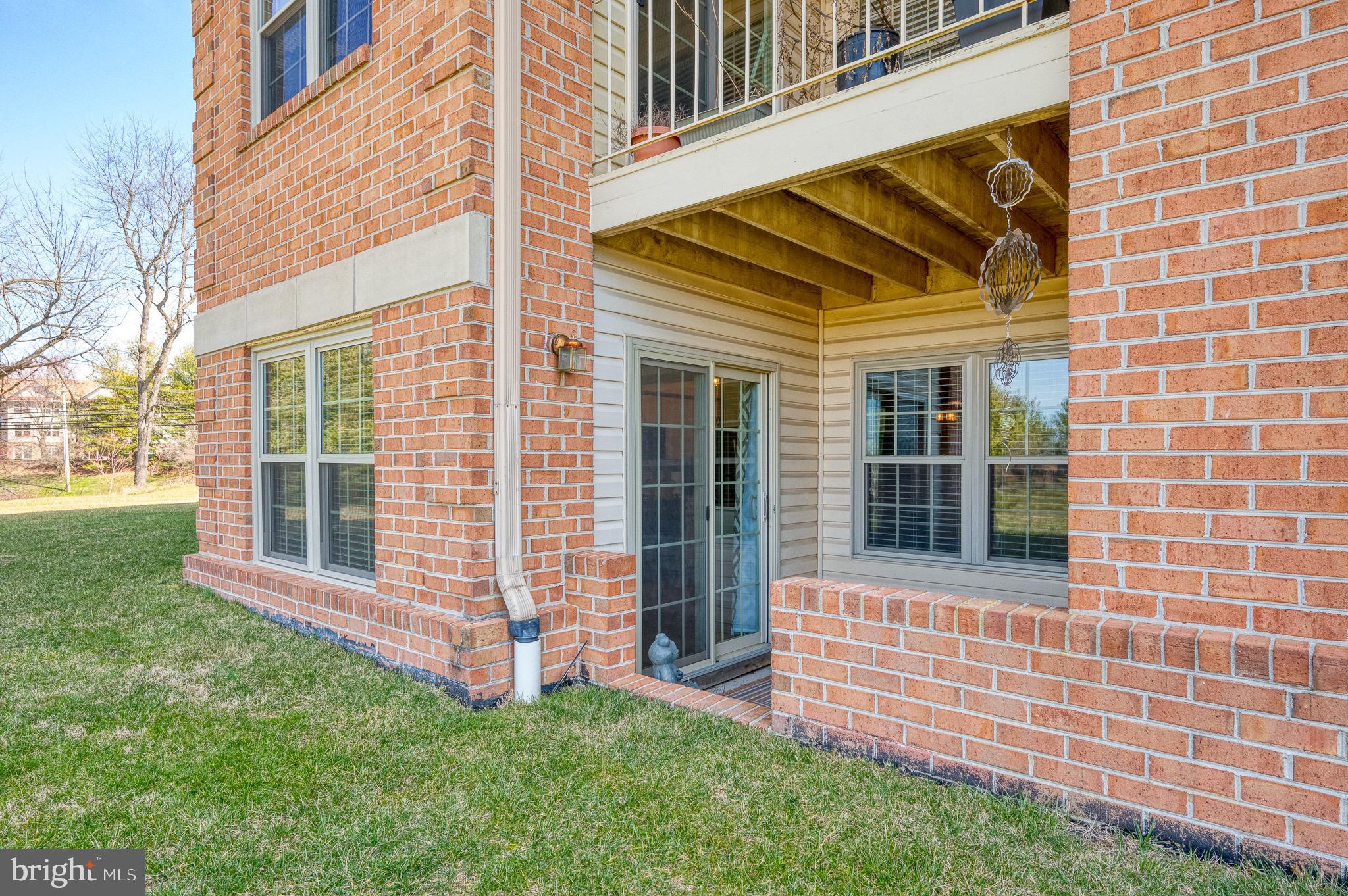 POND CONDOMINIUMS - Residential