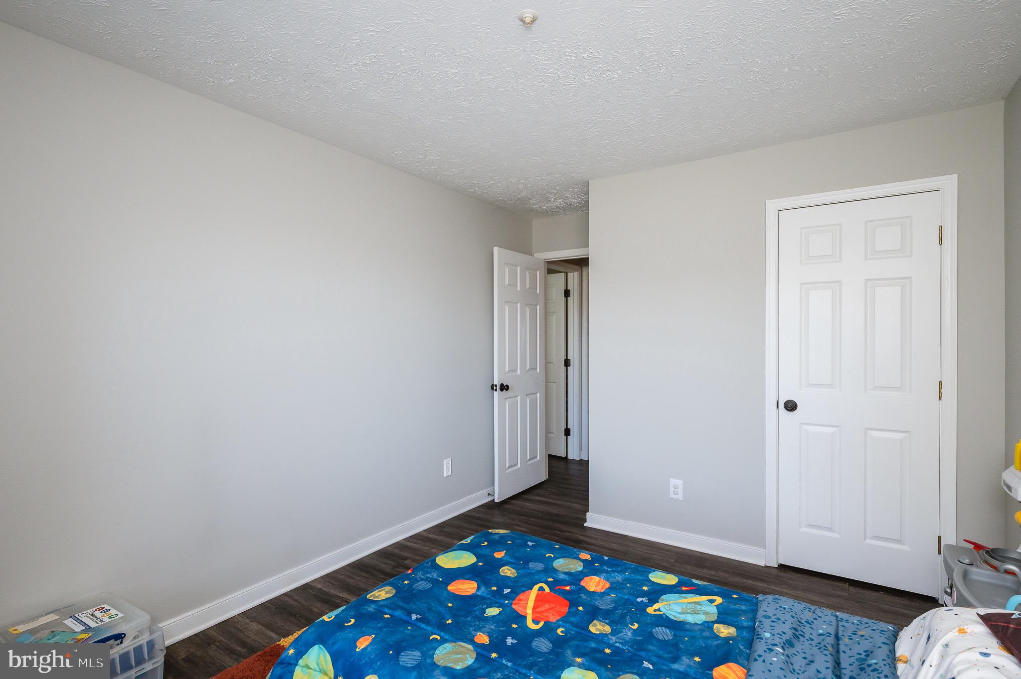 POND CONDOMINIUMS - Residential