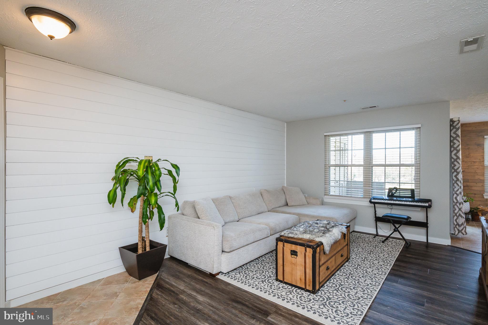 POND CONDOMINIUMS - Residential