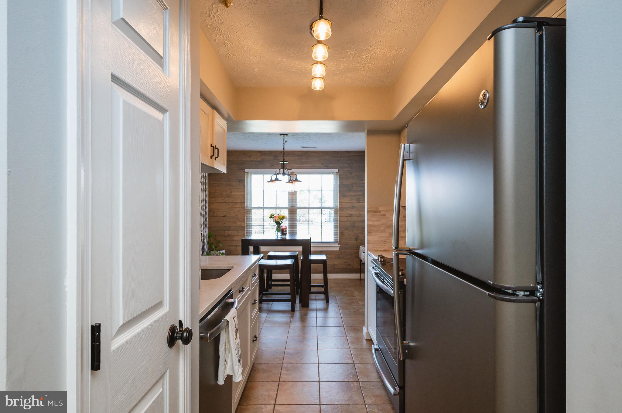 POND CONDOMINIUMS - Residential