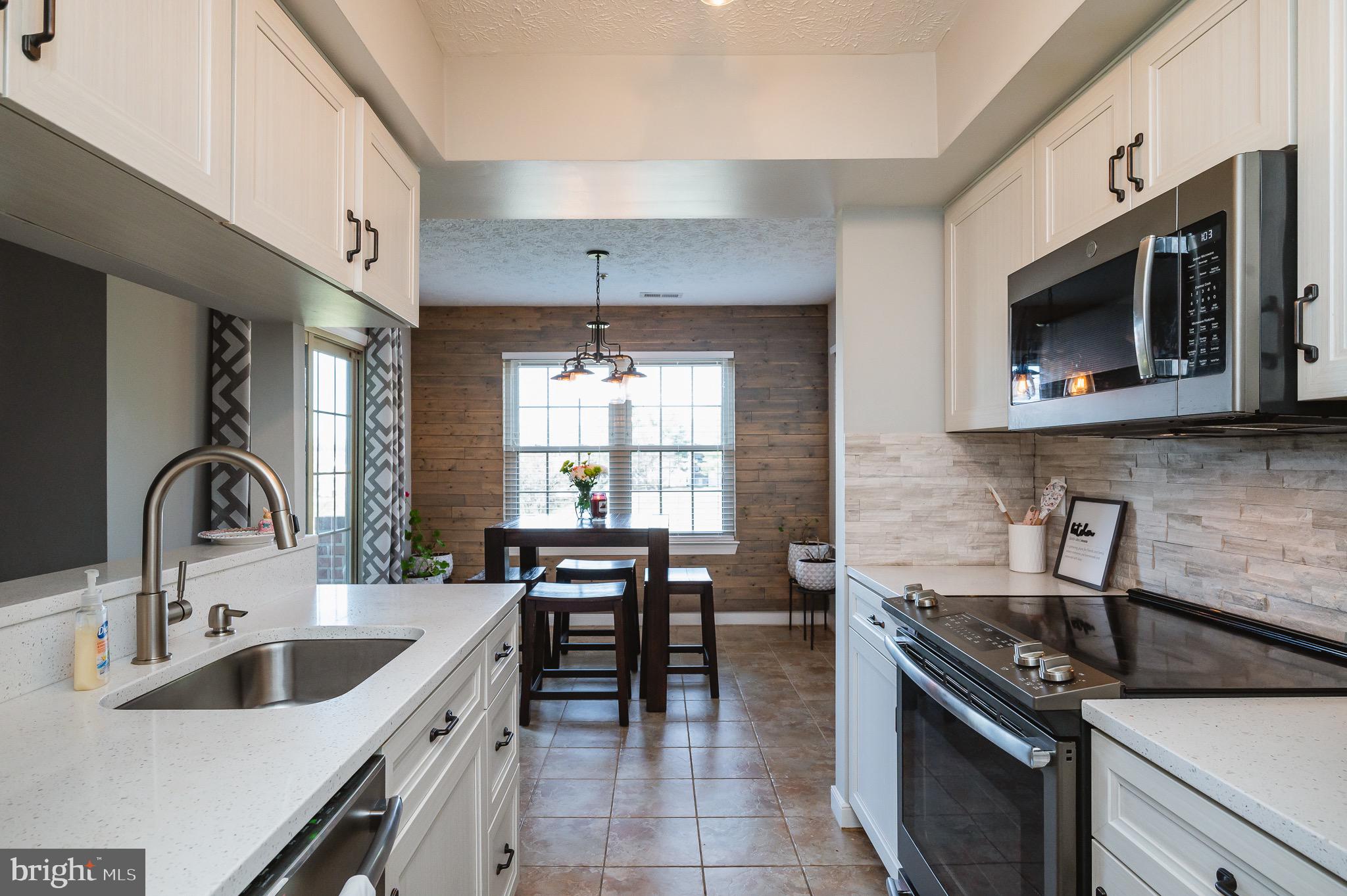 POND CONDOMINIUMS - Residential