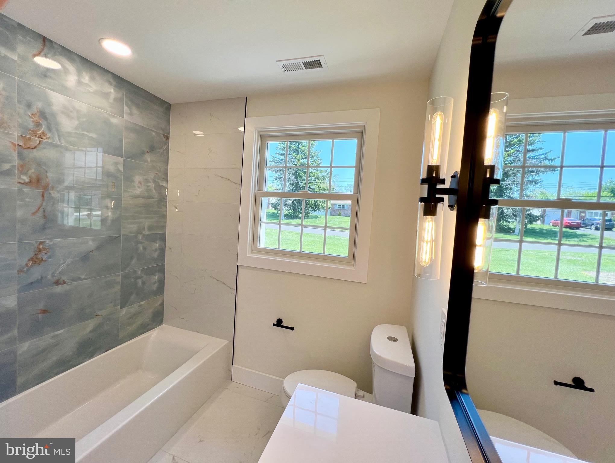 SPRING LAKE FARMS - Residential
