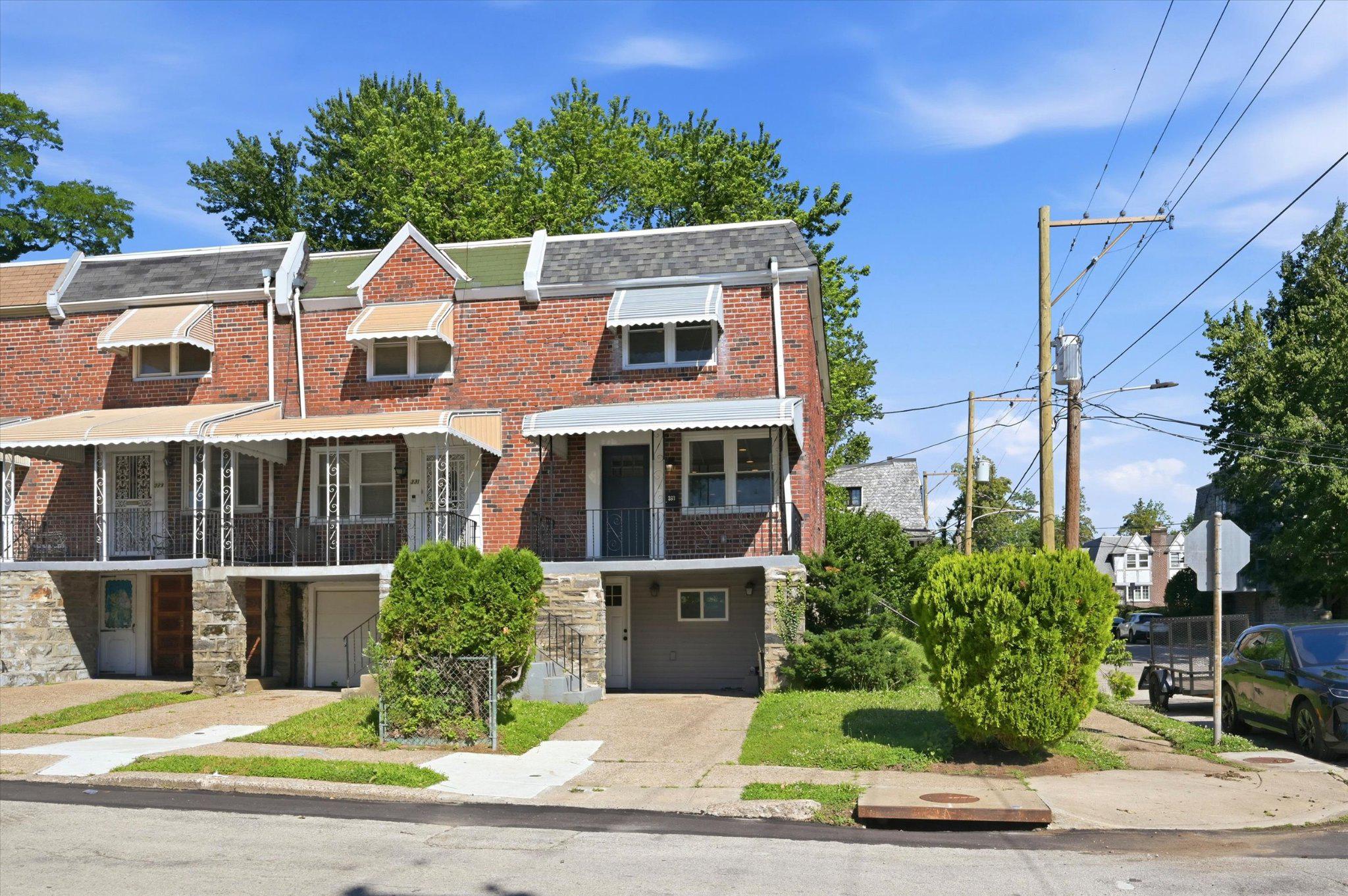 333 E PLEASANT