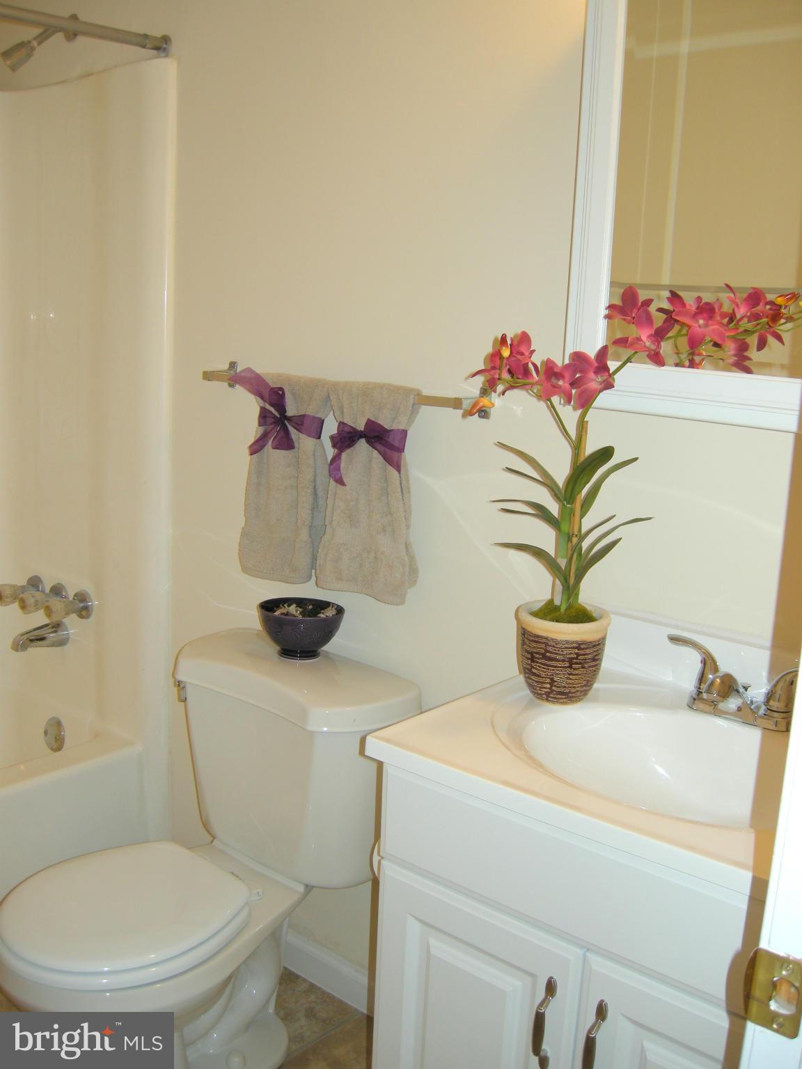 KEN GAR - Residential Lease