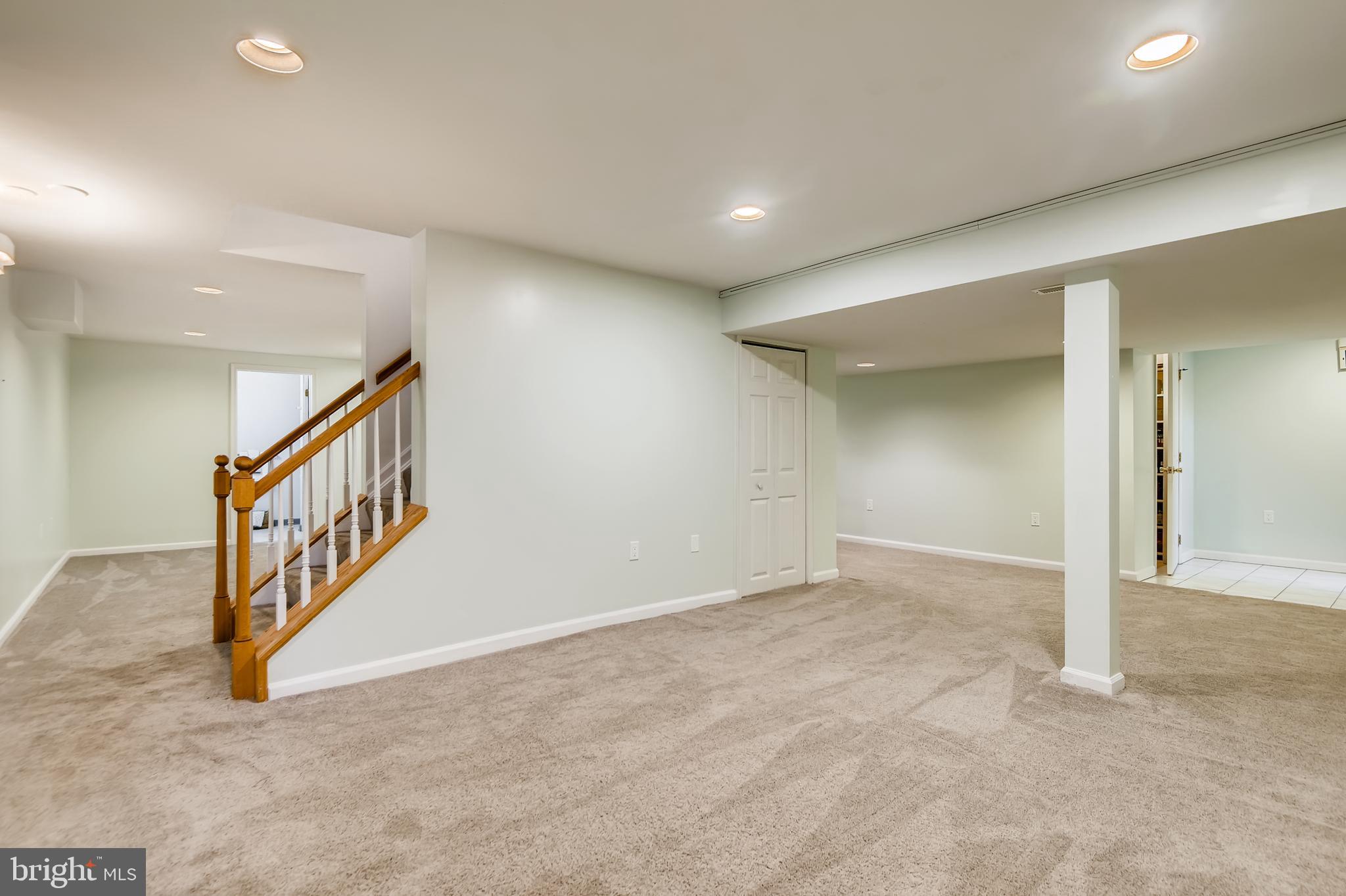 THE MEADOWS OF GREEN SPRING - Residential