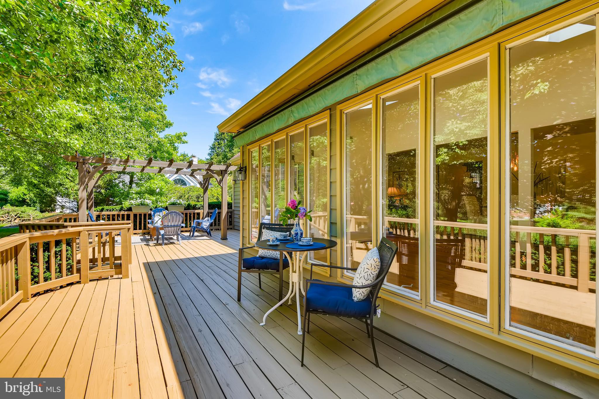 THE MEADOWS OF GREEN SPRING - Residential