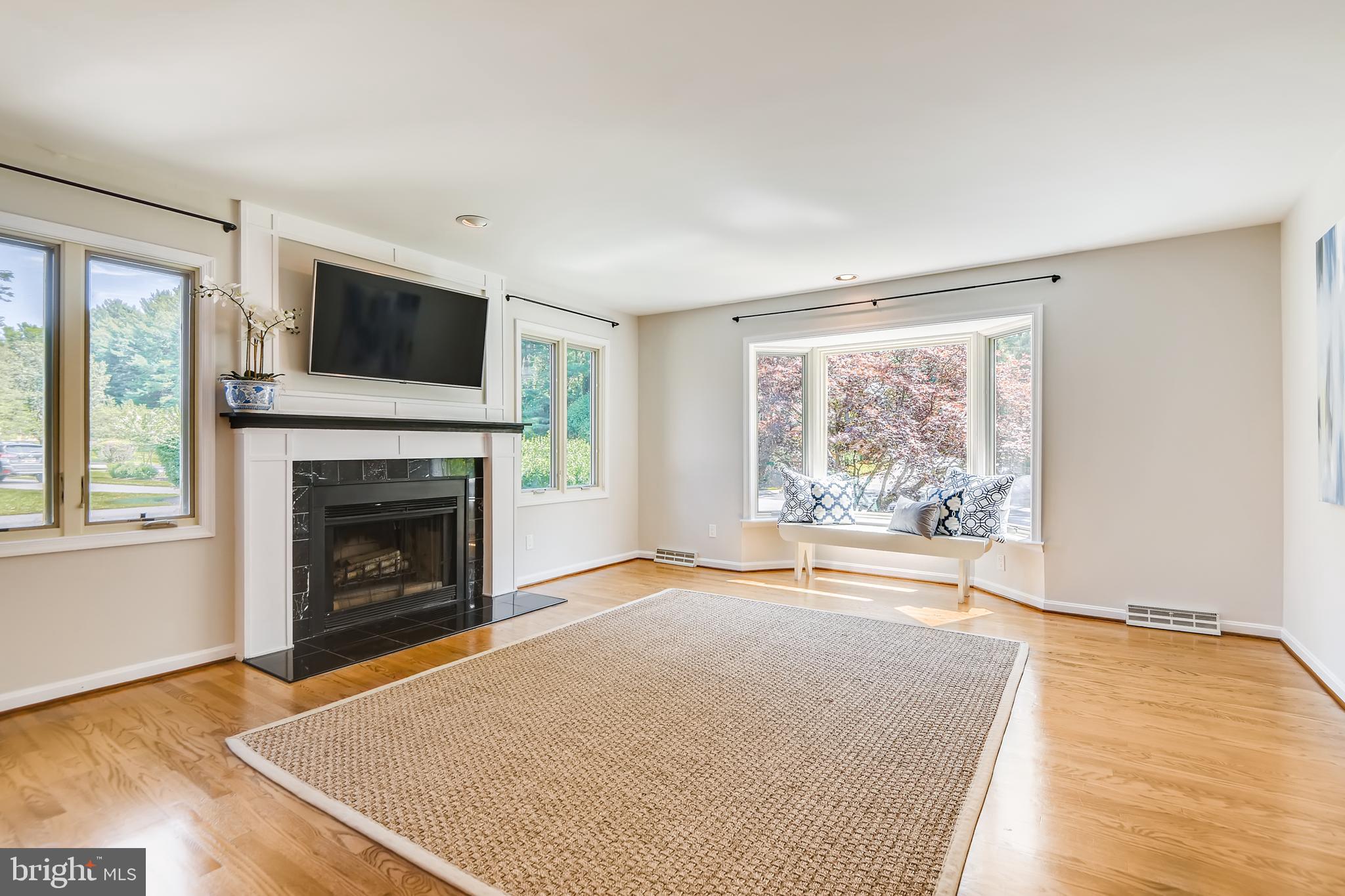 THE MEADOWS OF GREEN SPRING - Residential