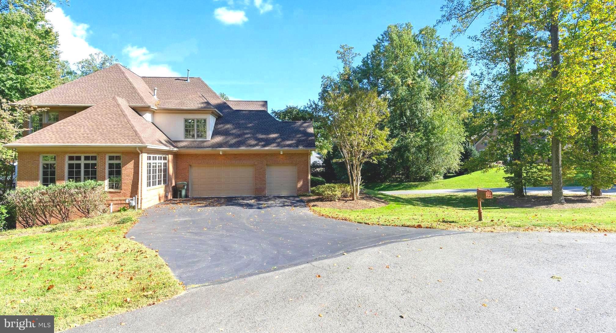 ESTATES AT LONGWOOD - Residential