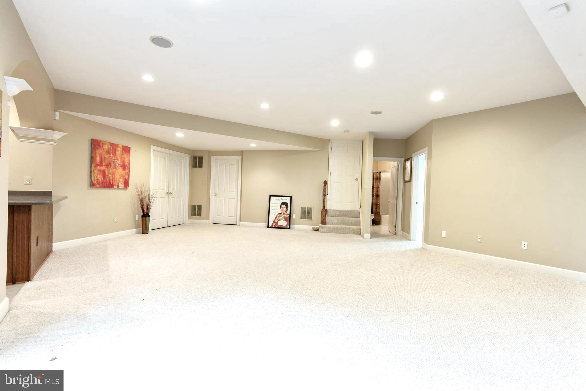 ESTATES AT LONGWOOD - Residential