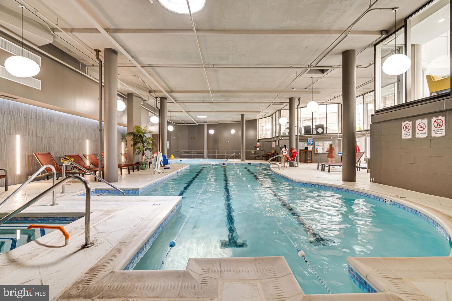 ROTONDA - Residential Lease